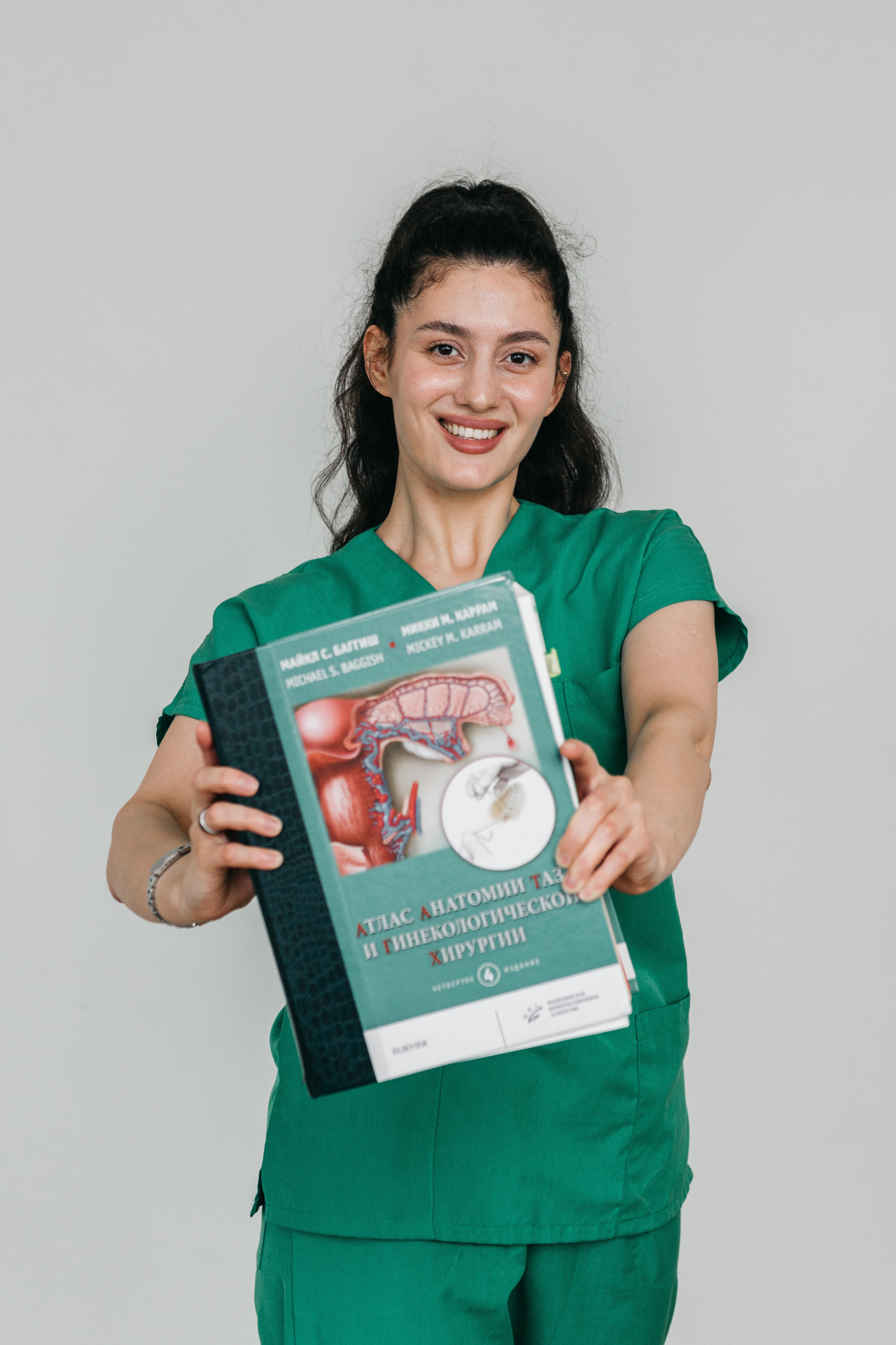 АГМУ портреты и групповые фото. Свадебный и школьный фотограф в Астрахани