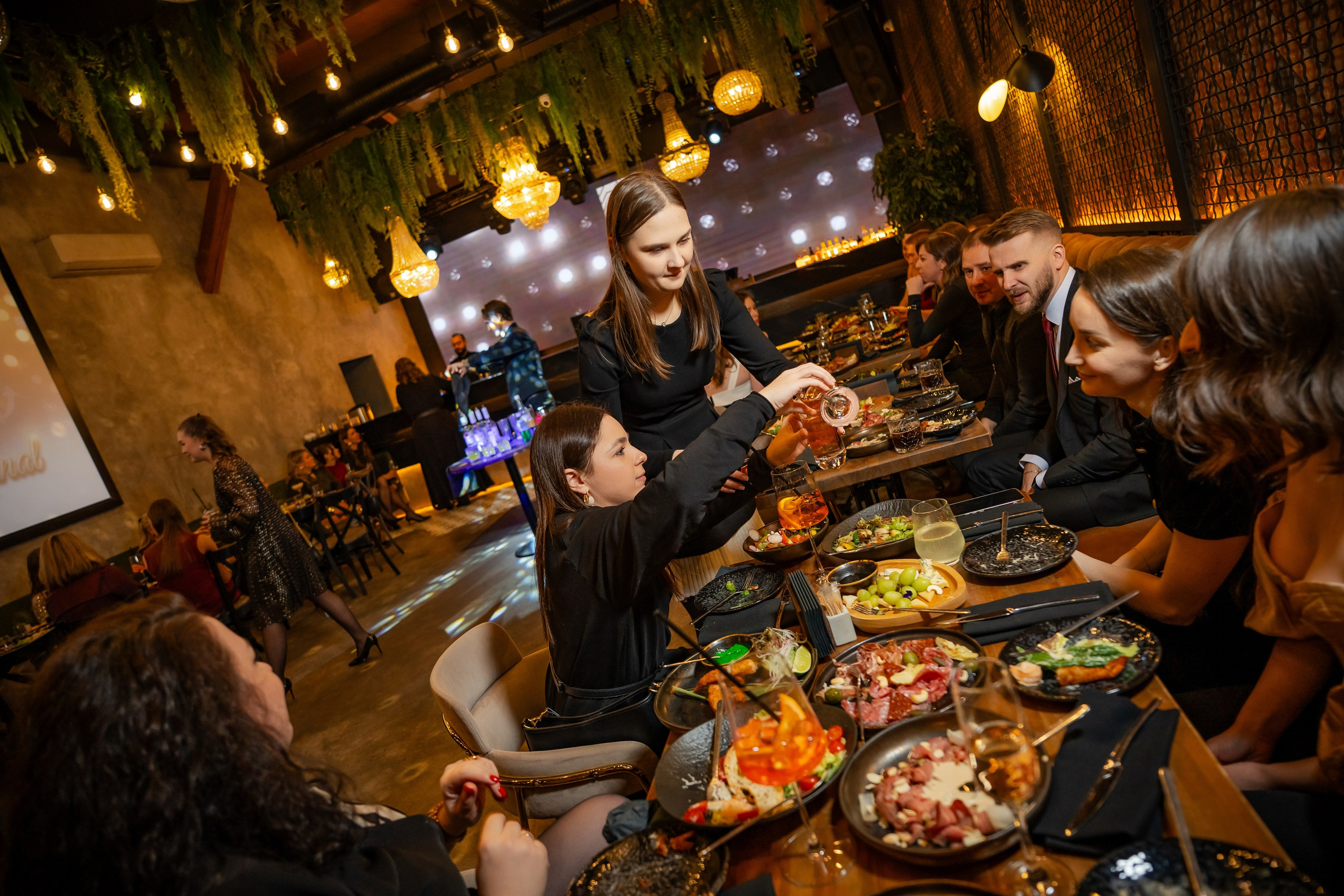 Корпоратив в ресторане Tsinist Декабрь 2025. Фотограф Александр Вишняков