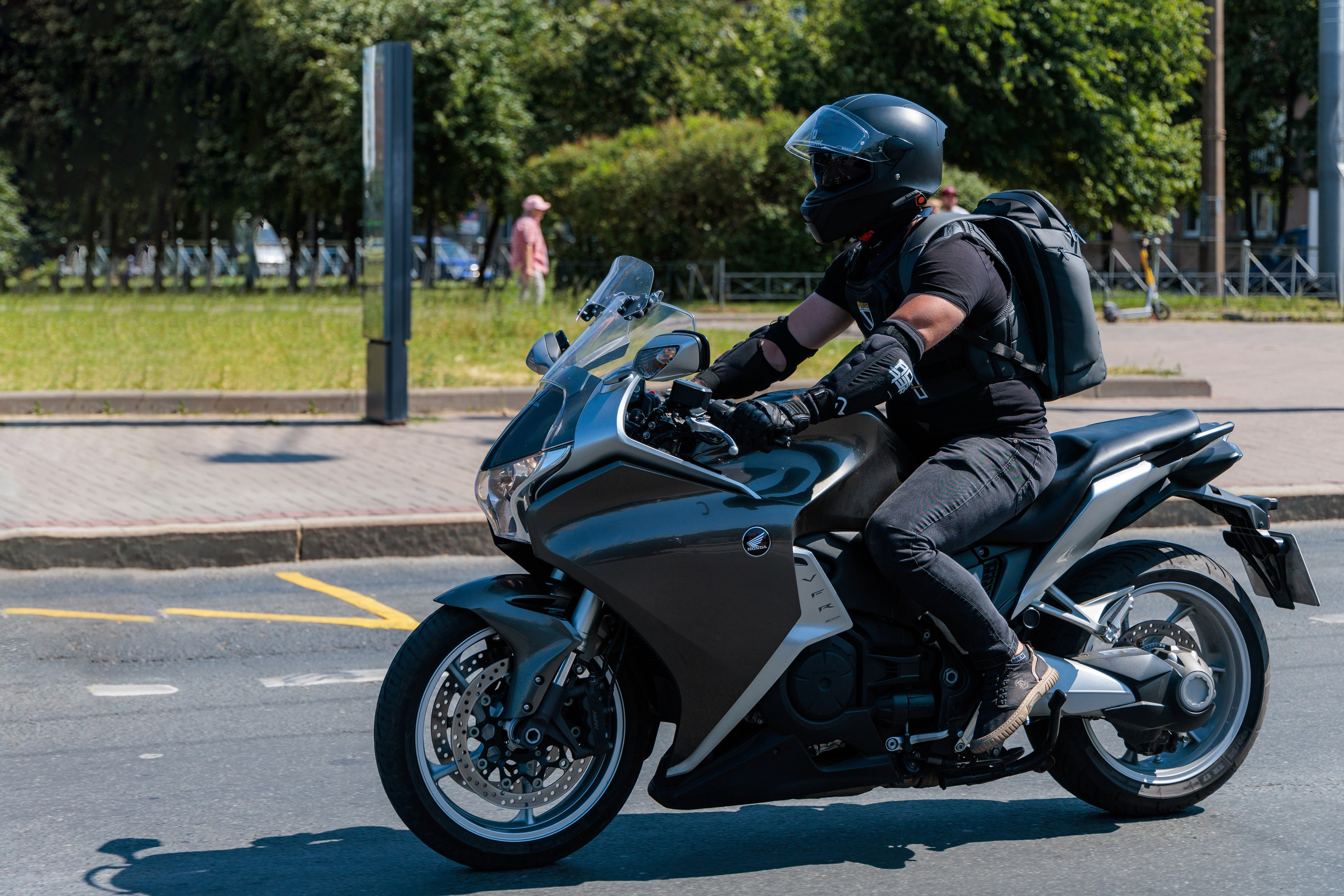 День ВМФ с мотоклубом 28.08.24. Репортажный фотограф Санкт-Петербург | Роман Карбышев
