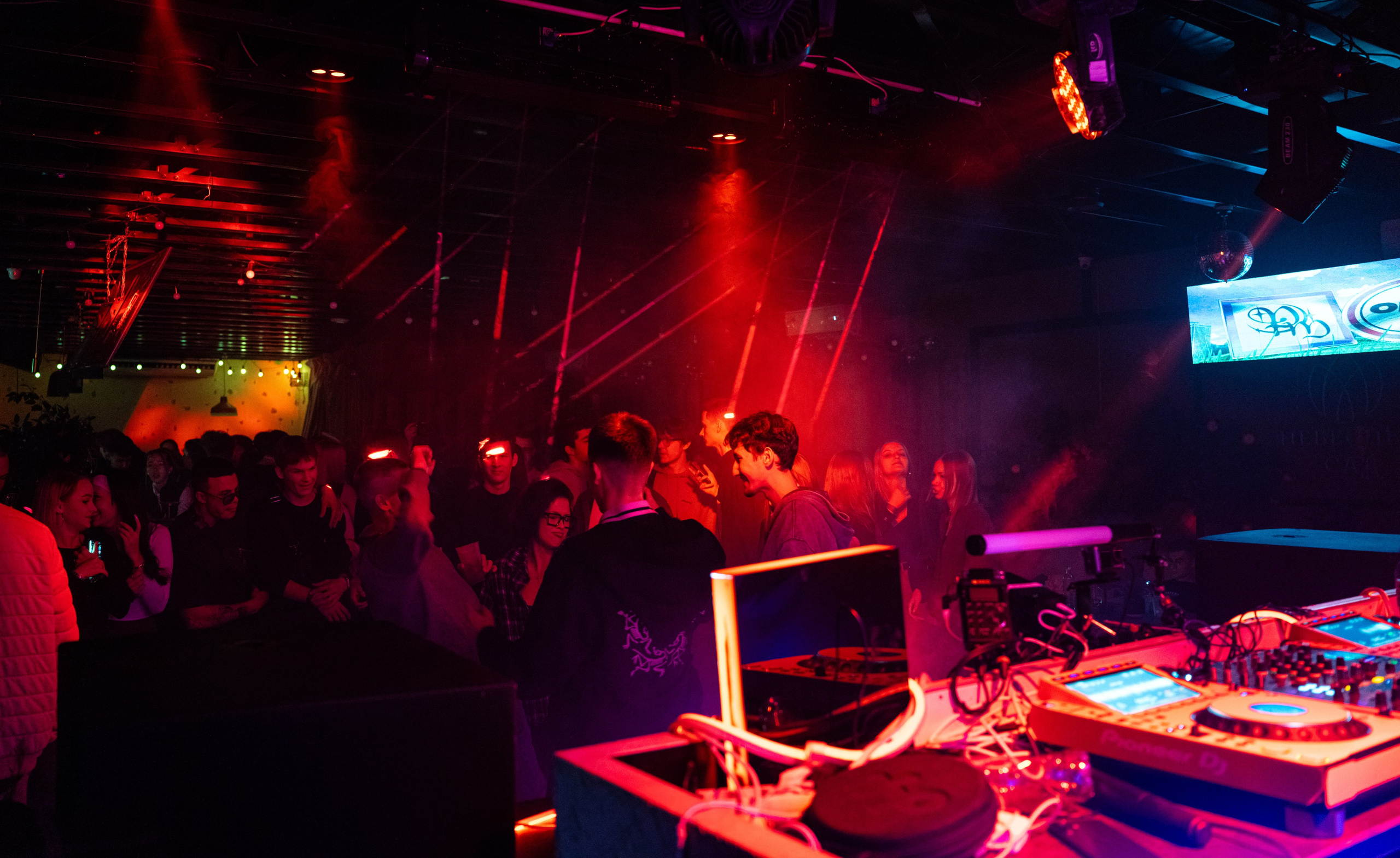 Only Birthday Party & 2HUG + Secret Guest / @Небесный сад. Концертный фотограф в Краснодаре