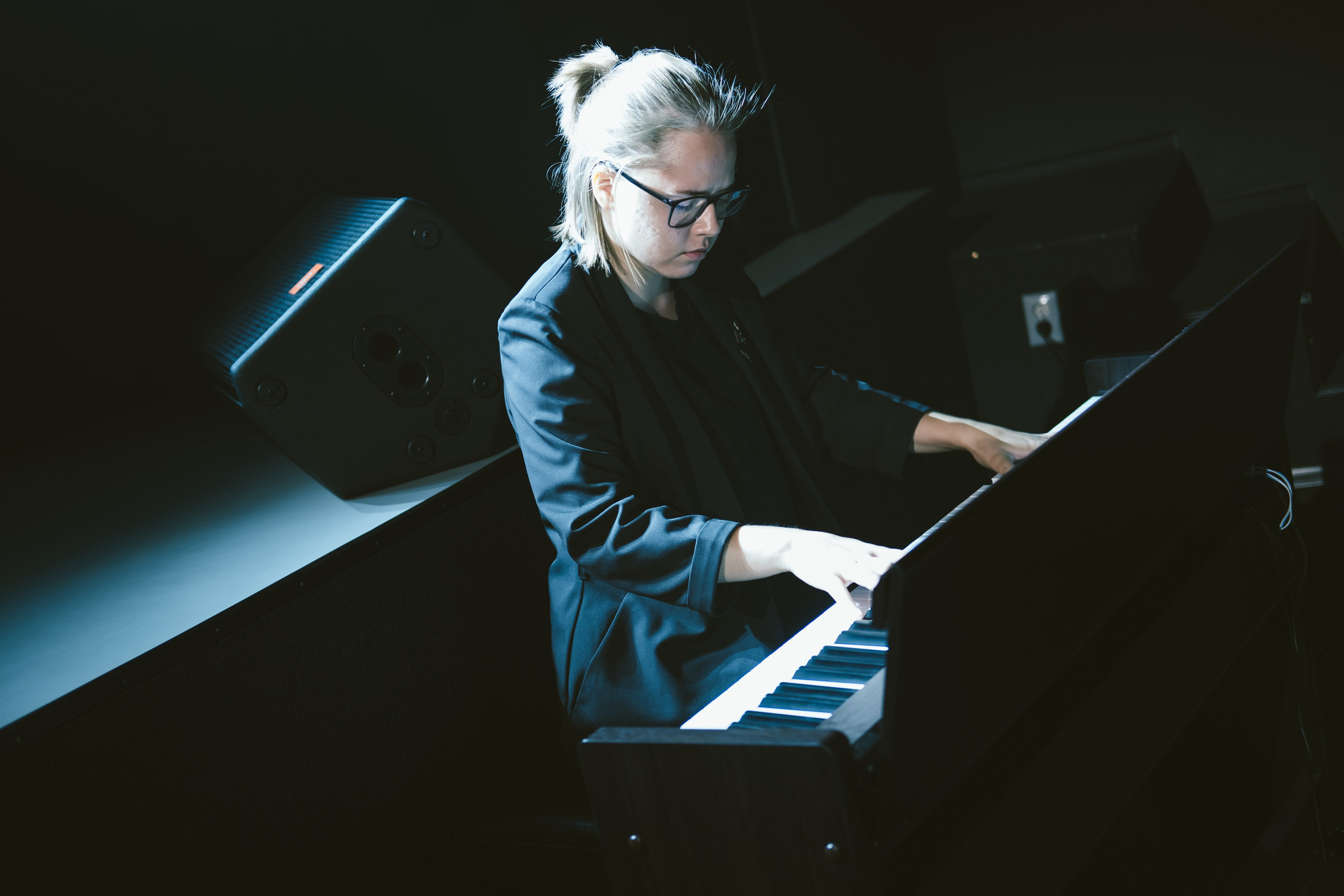 Поэтическое многоборье. Фотограф в Иркутске Анна Мирошникова