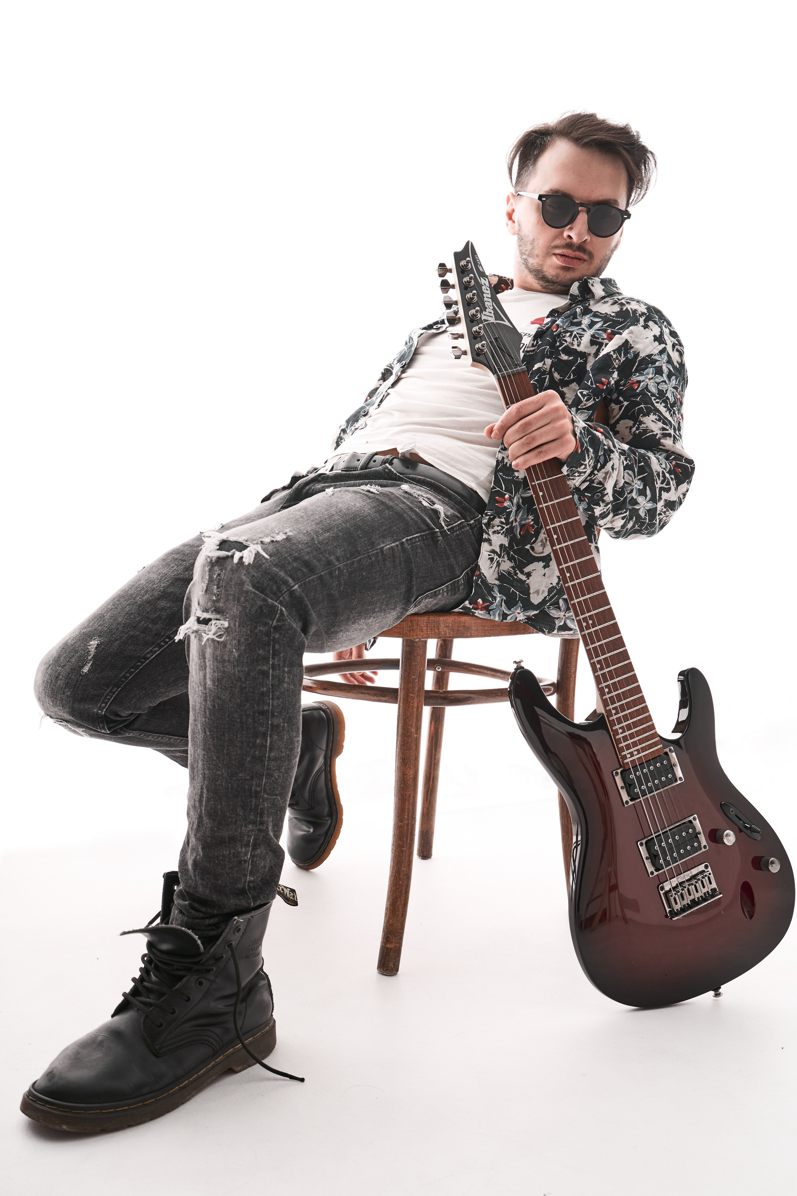 Роман — творческий инженер. Главная