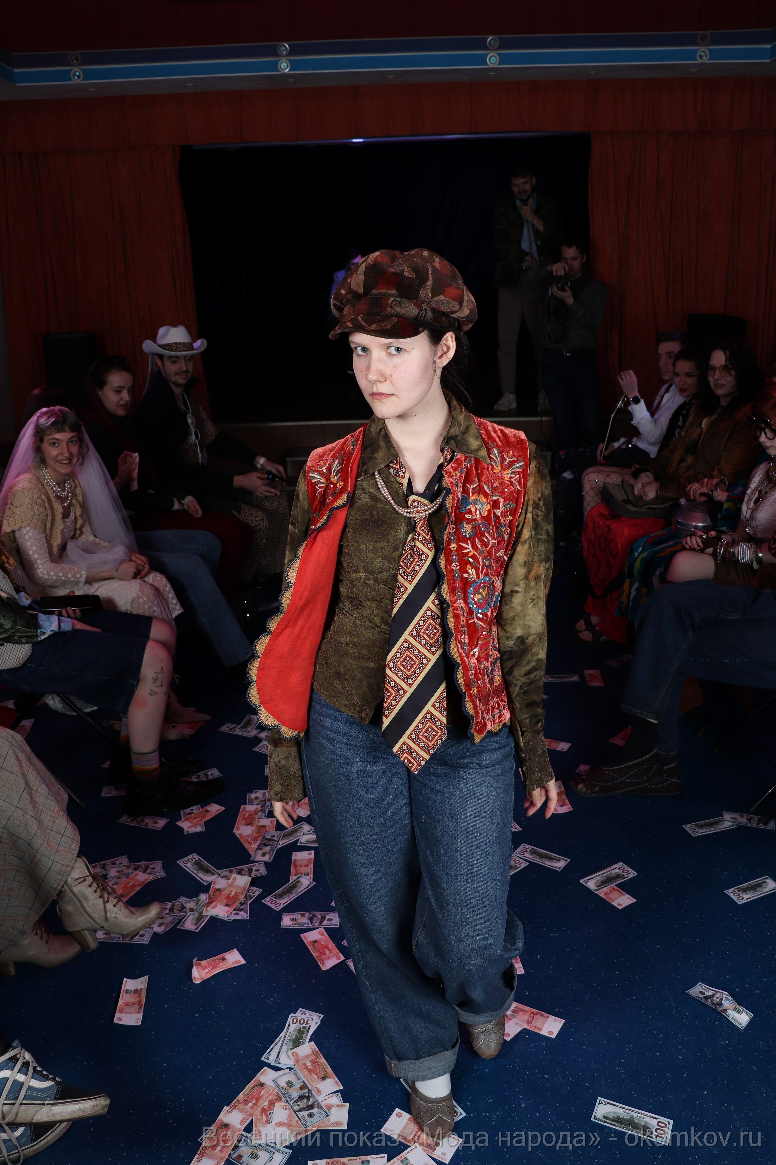 Весенний показ «Мода народа». Ивентный фотограф в Санкт-Петербурге Олег Комков