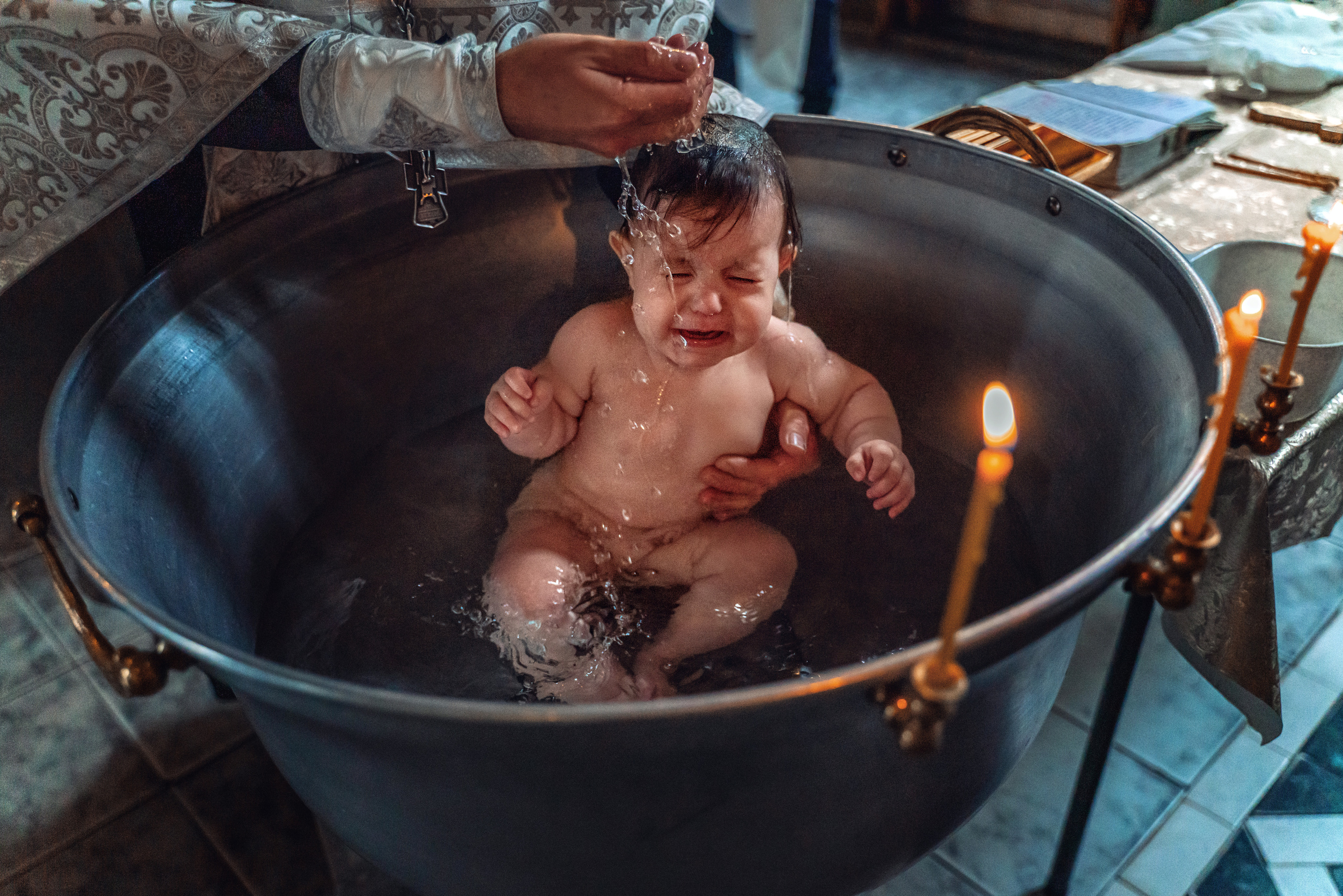 Фотограф на крещение Москва. Храм Параскевы пятницы крещение ребенка. Фотограф \ Видеограф на Крещение, Венчание Москва| Семейные съемки
