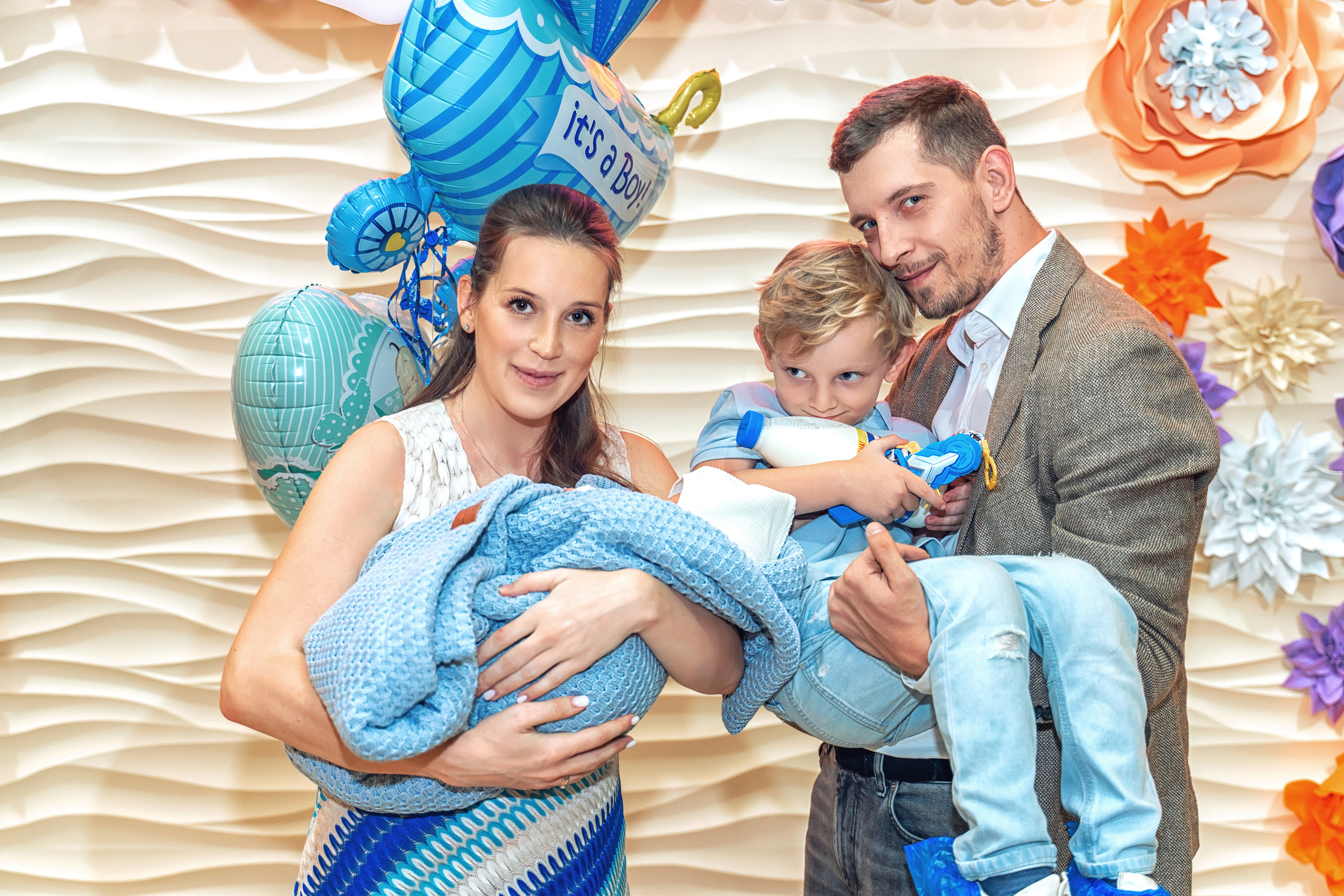 Выписка из роддома 29 им Н. Э. Баумана. Фотограф на выписку из роддома. Фотограф \ Видеограф на Крещение, Венчание Москва| Семейные съемки