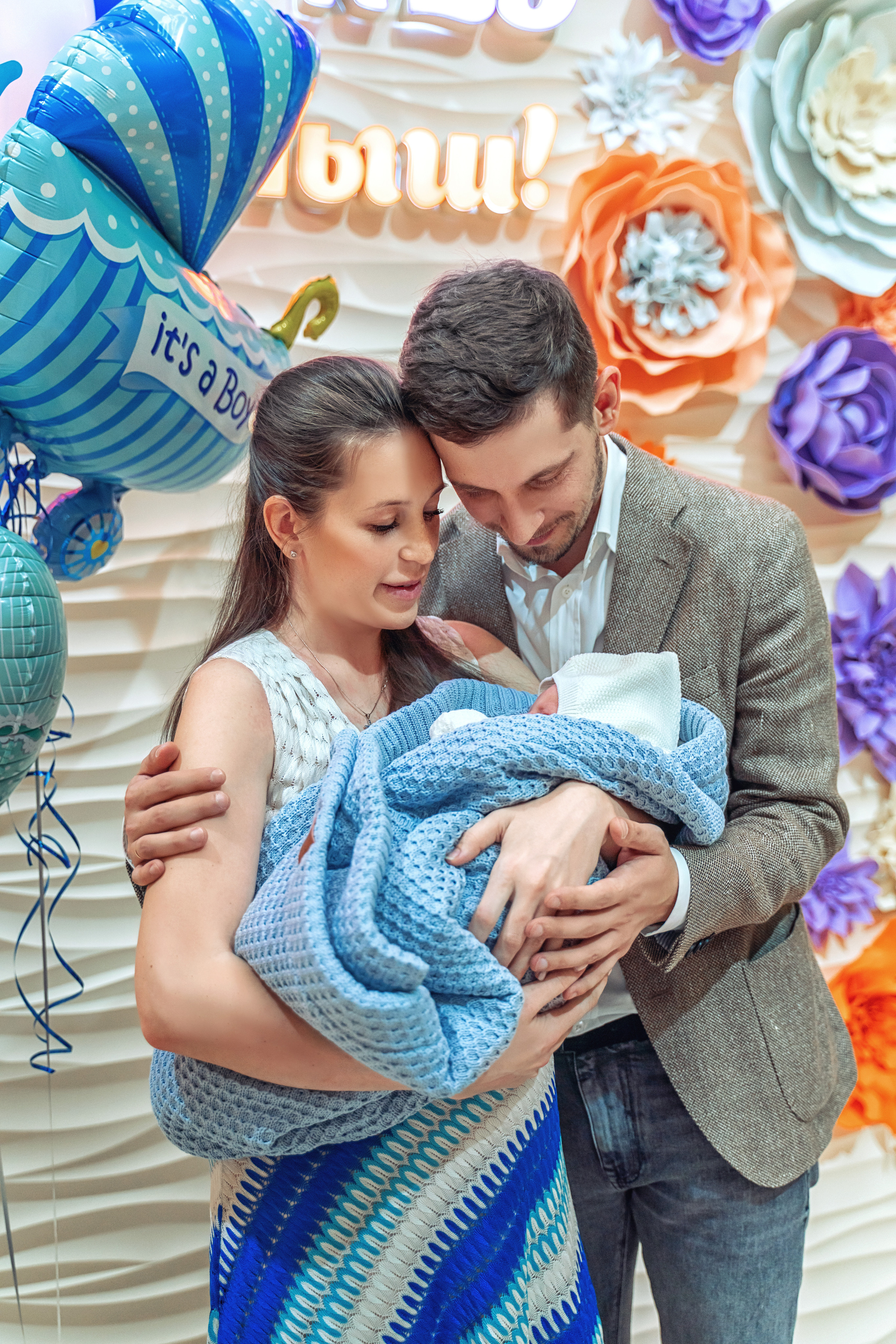 Выписка из роддома 29 им Н. Э. Баумана. Фотограф на выписку из роддома. Фотограф \ Видеограф на Крещение, Венчание Москва| Семейные съемки