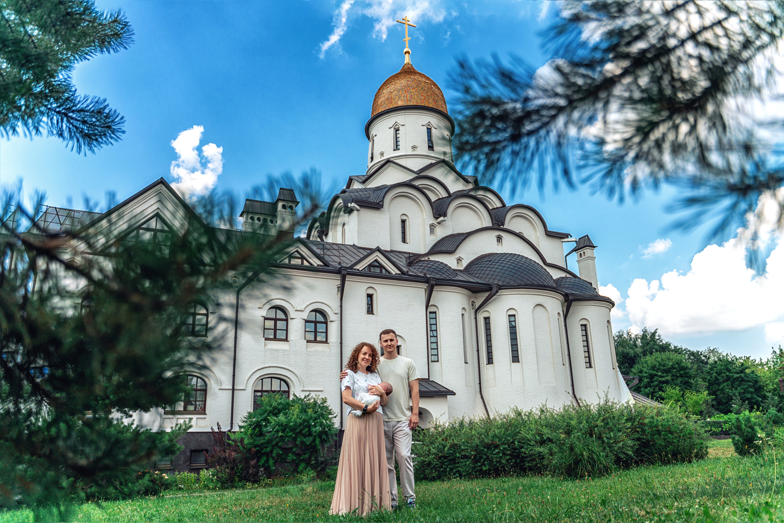 Фотограф на крещение ребенка Москва. Храм Александра Невского МГИМО. Фотограф \ Видеограф на Крещение, Венчание Москва| Семейные съемки
