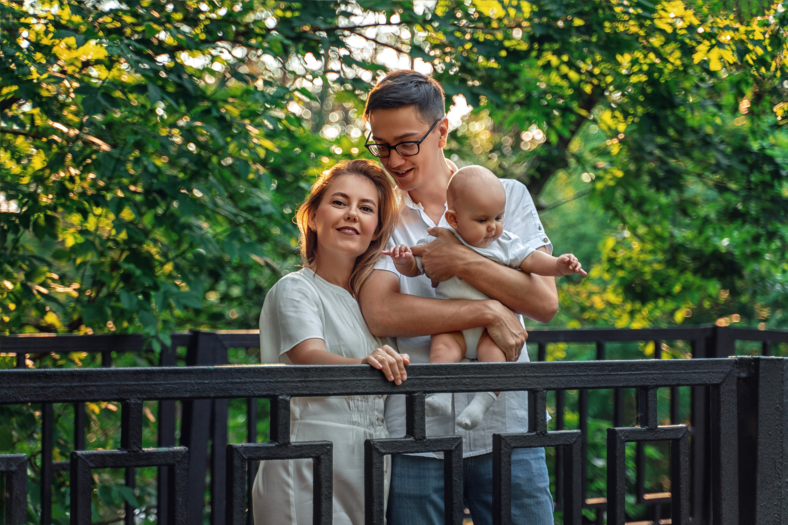 Прогулка в Сосновом бору. Фотограф \ Видеограф на Крещение, Венчание Москва| Семейные съемки