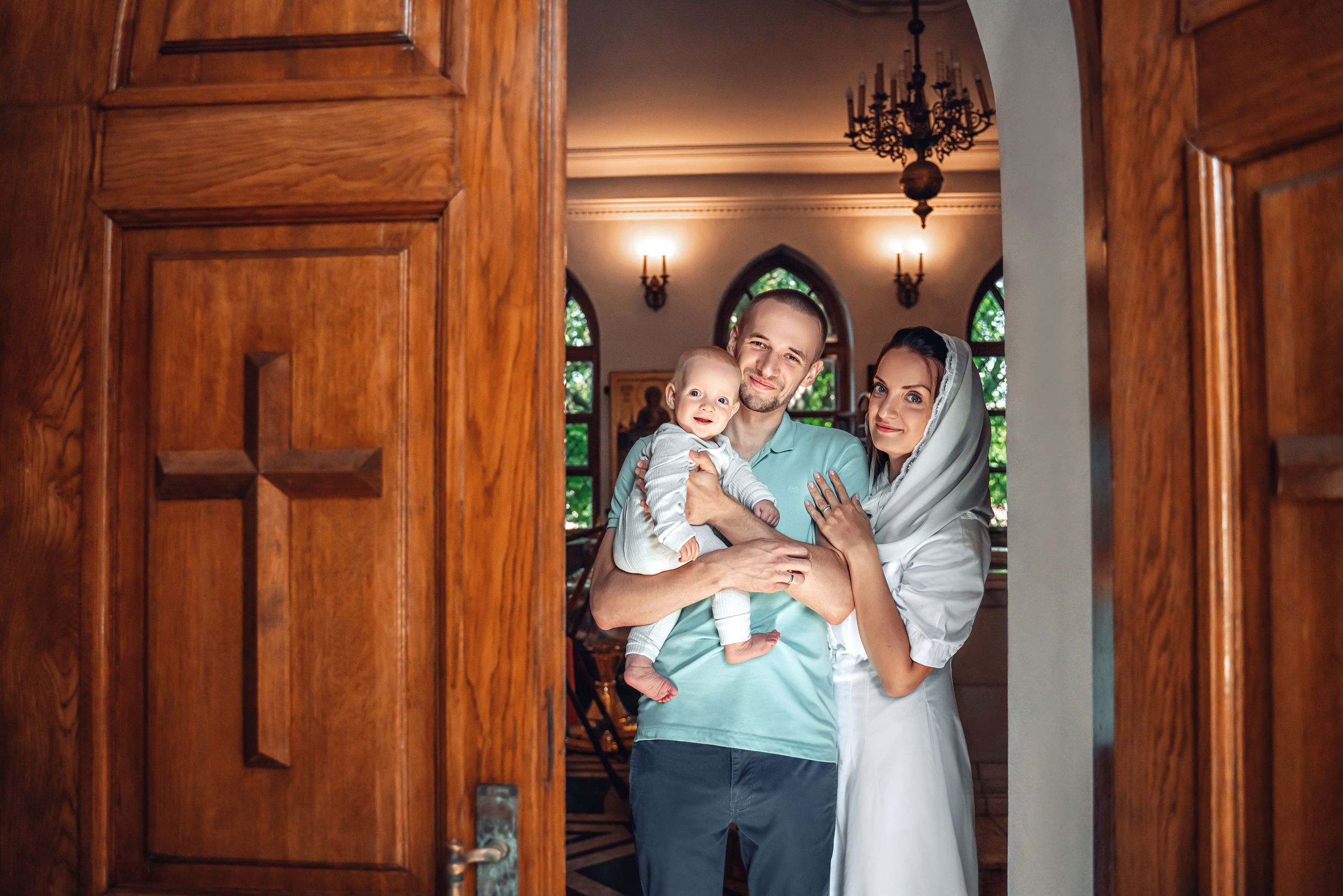 Фотограф на крещение Москва. Храм Божией матери в Царицино. Фотограф \ Видеограф на Крещение, Венчание Москва| Семейные съемки