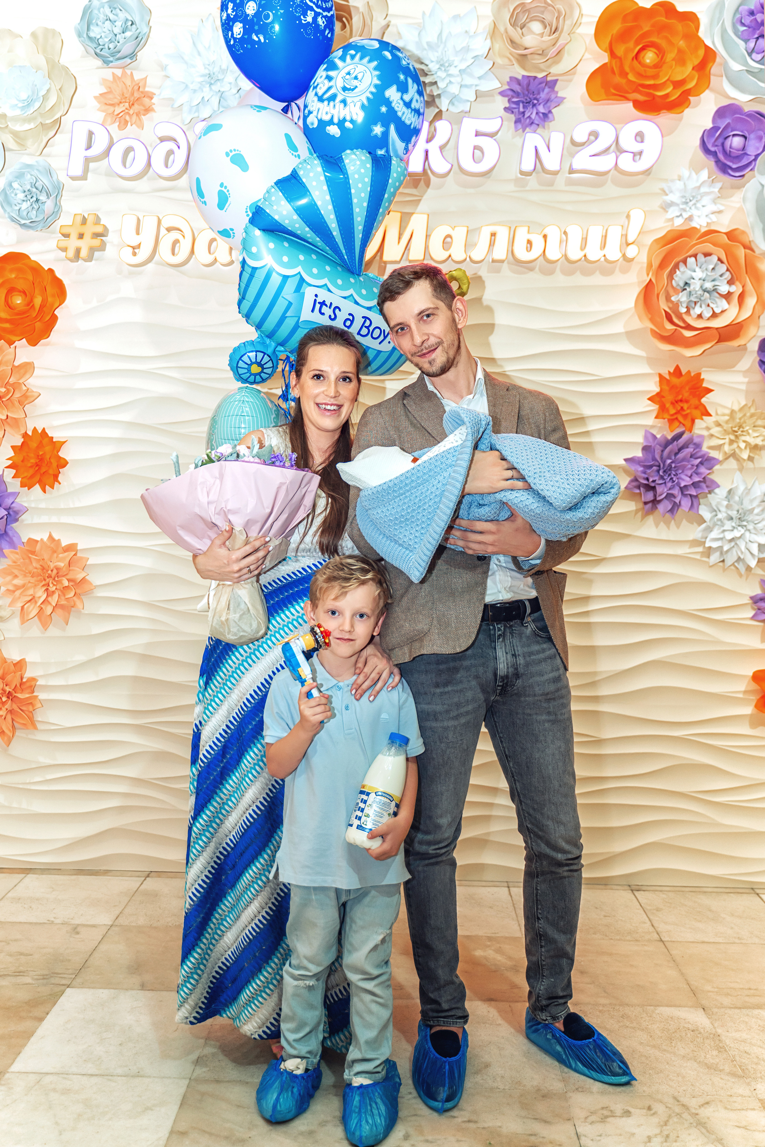 Выписка из роддома 29 им Н. Э. Баумана. Фотограф на выписку из роддома. Фотограф \ Видеограф на Крещение, Венчание Москва| Семейные съемки