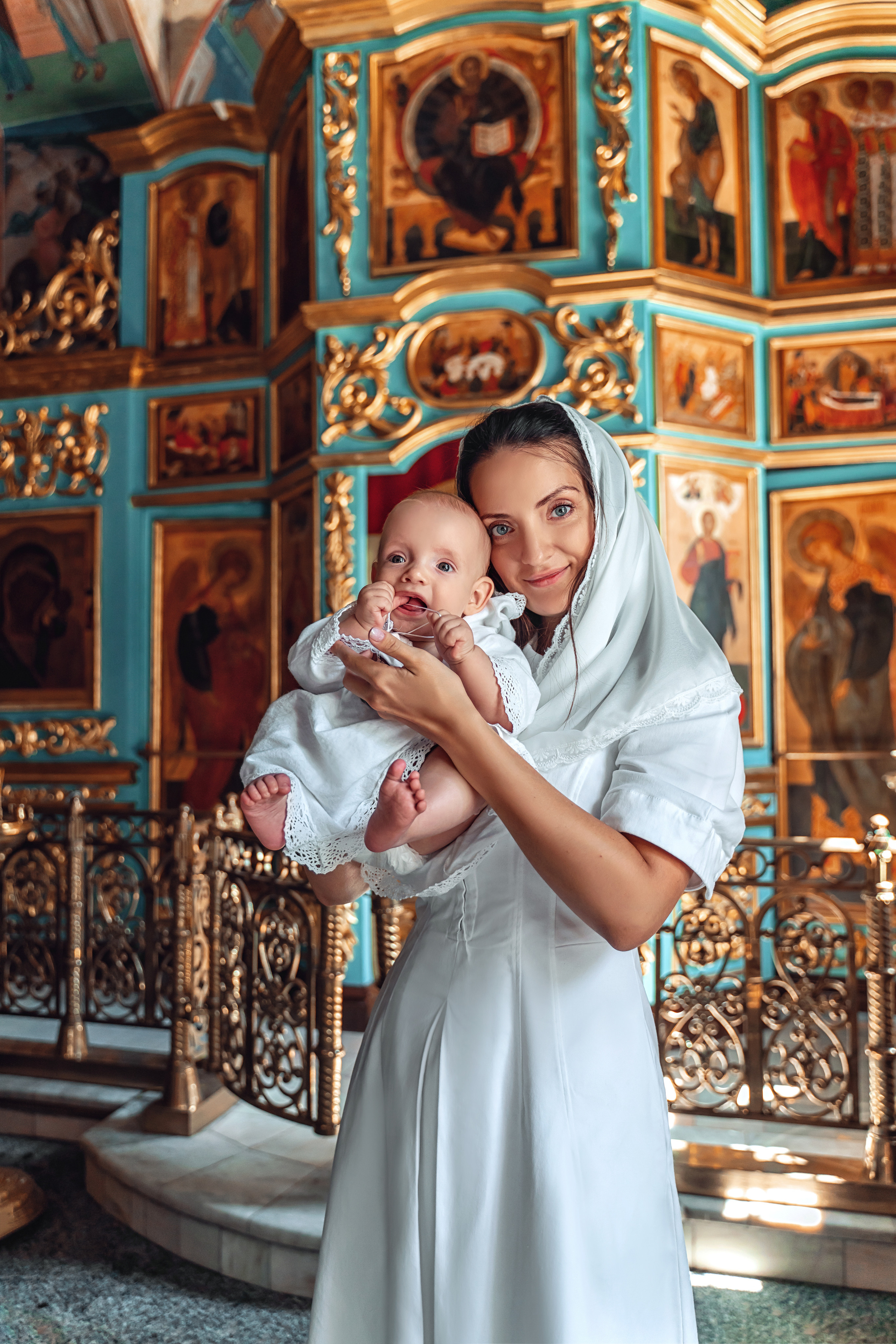 Фотограф на крещение Москва. Храм Божией матери в Царицино. Фотограф \ Видеограф на Крещение, Венчание Москва| Семейные съемки