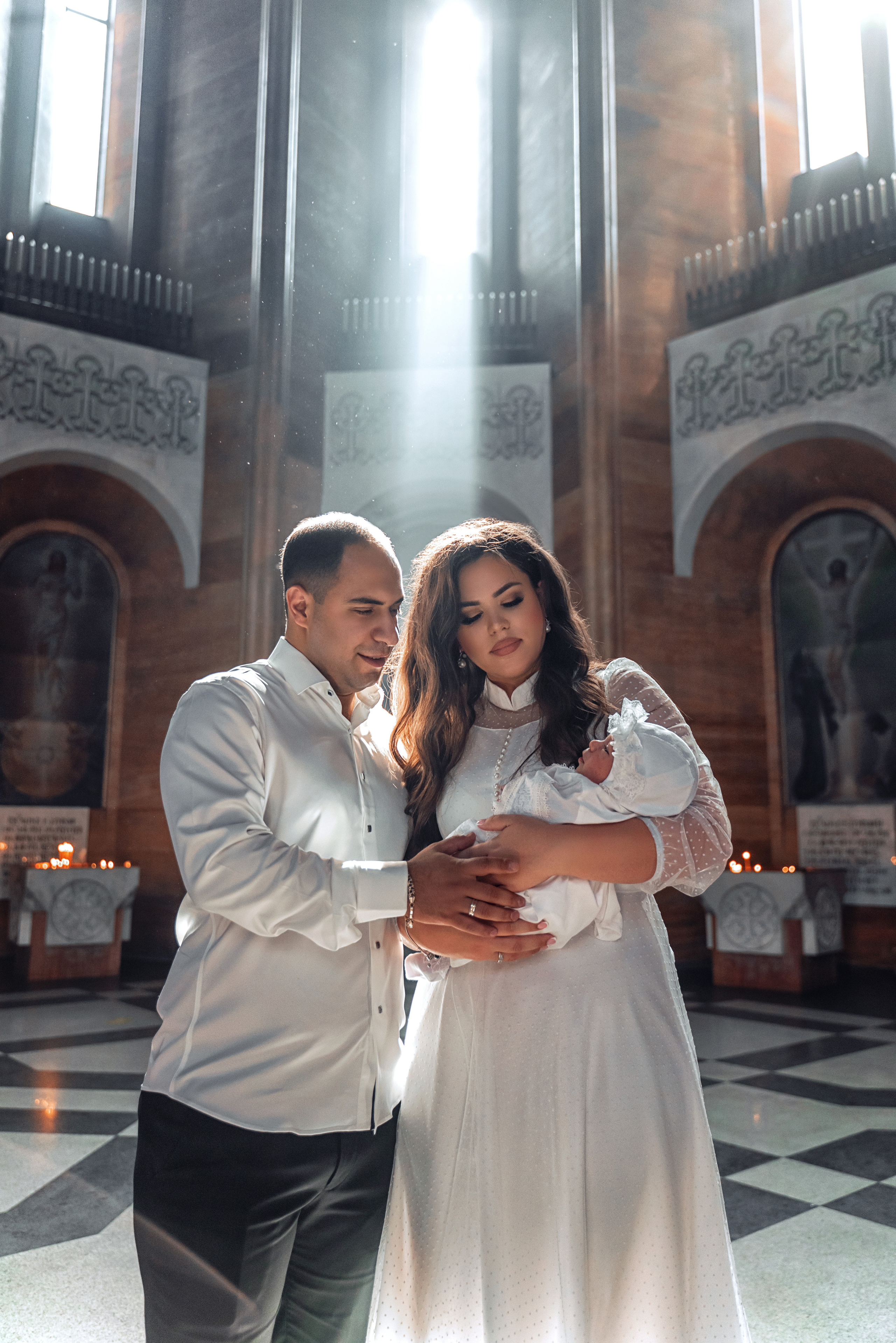 Фотограф на крещение Москва. Армянская церковь. Армянское крещение. Фотограф \ Видеограф на Крещение, Венчание Москва| Семейные съемки
