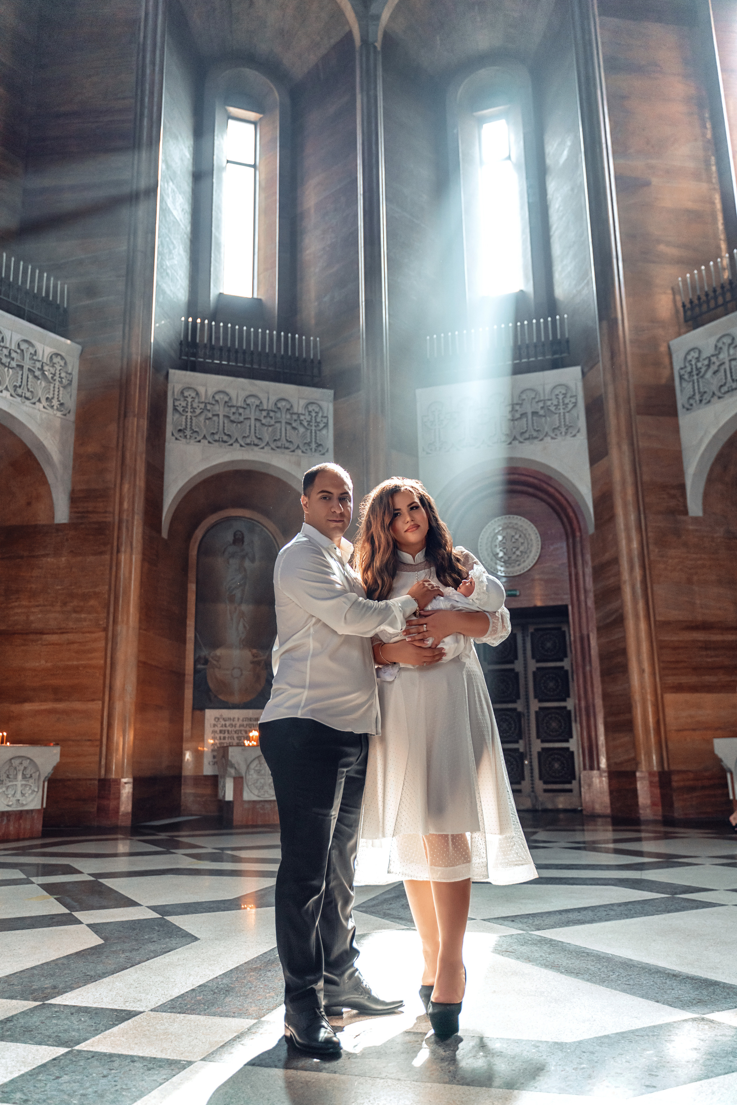 Фотограф на крещение Москва. Армянская церковь. Армянское крещение. Фотограф \ Видеограф на Крещение, Венчание Москва| Семейные съемки