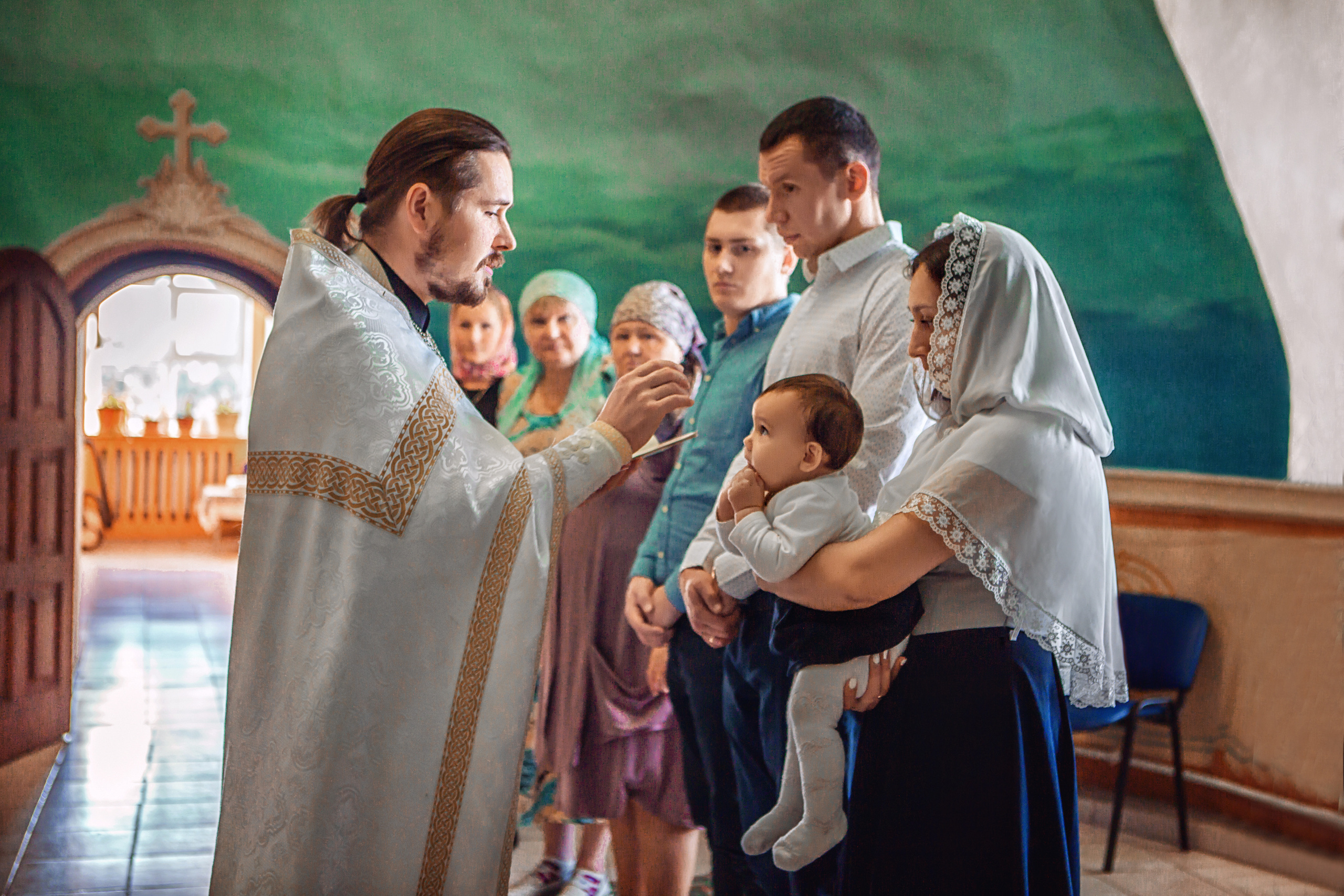 Фотограф на крещение Москва. Храм Божией Материя в Мытищах. Фотограф \ Видеограф на Крещение, Венчание Москва| Семейные съемки
