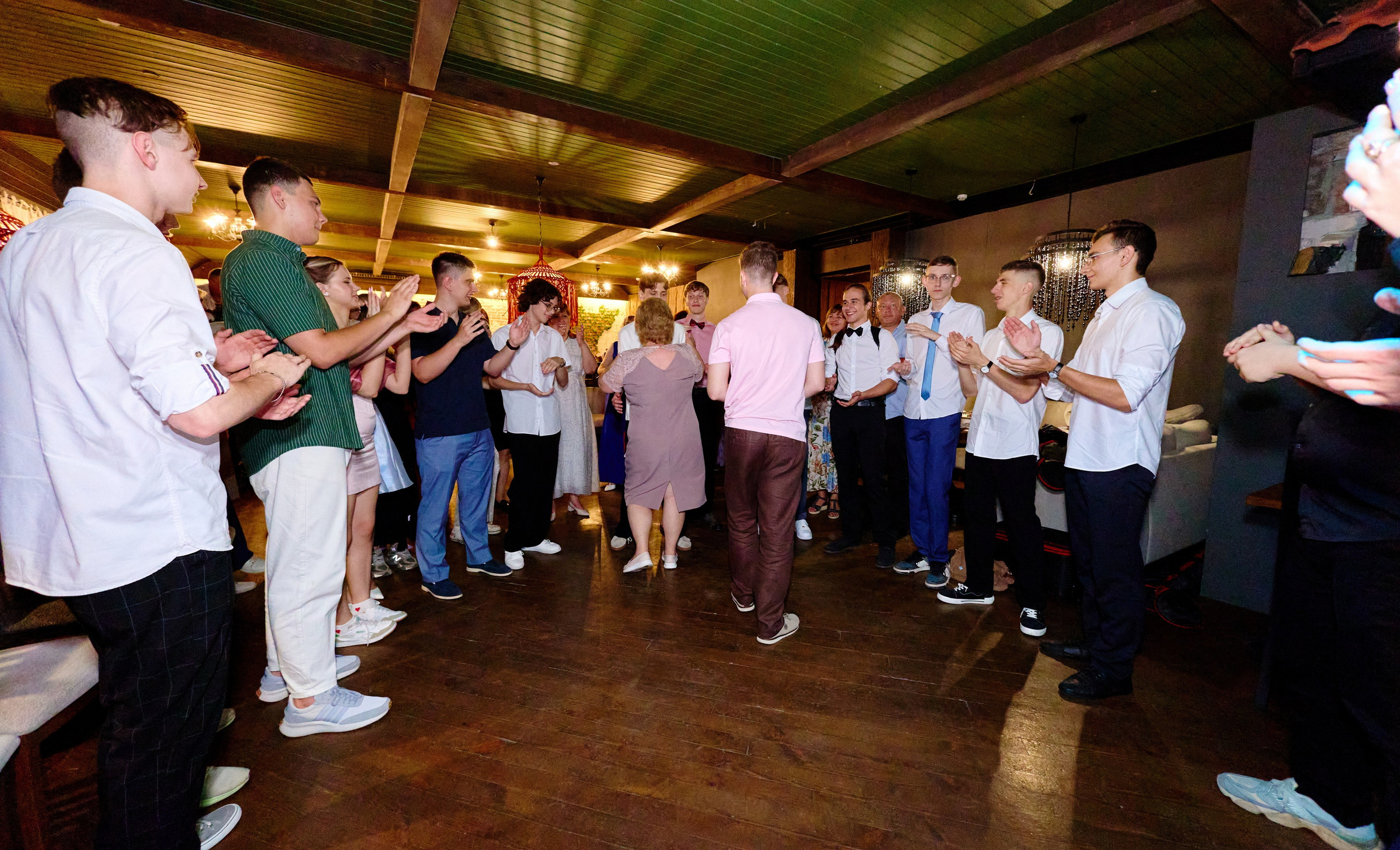 Выпускной 35 Сош. Фотограф Выпускные альбомы Таганрог Сергей Коробченко