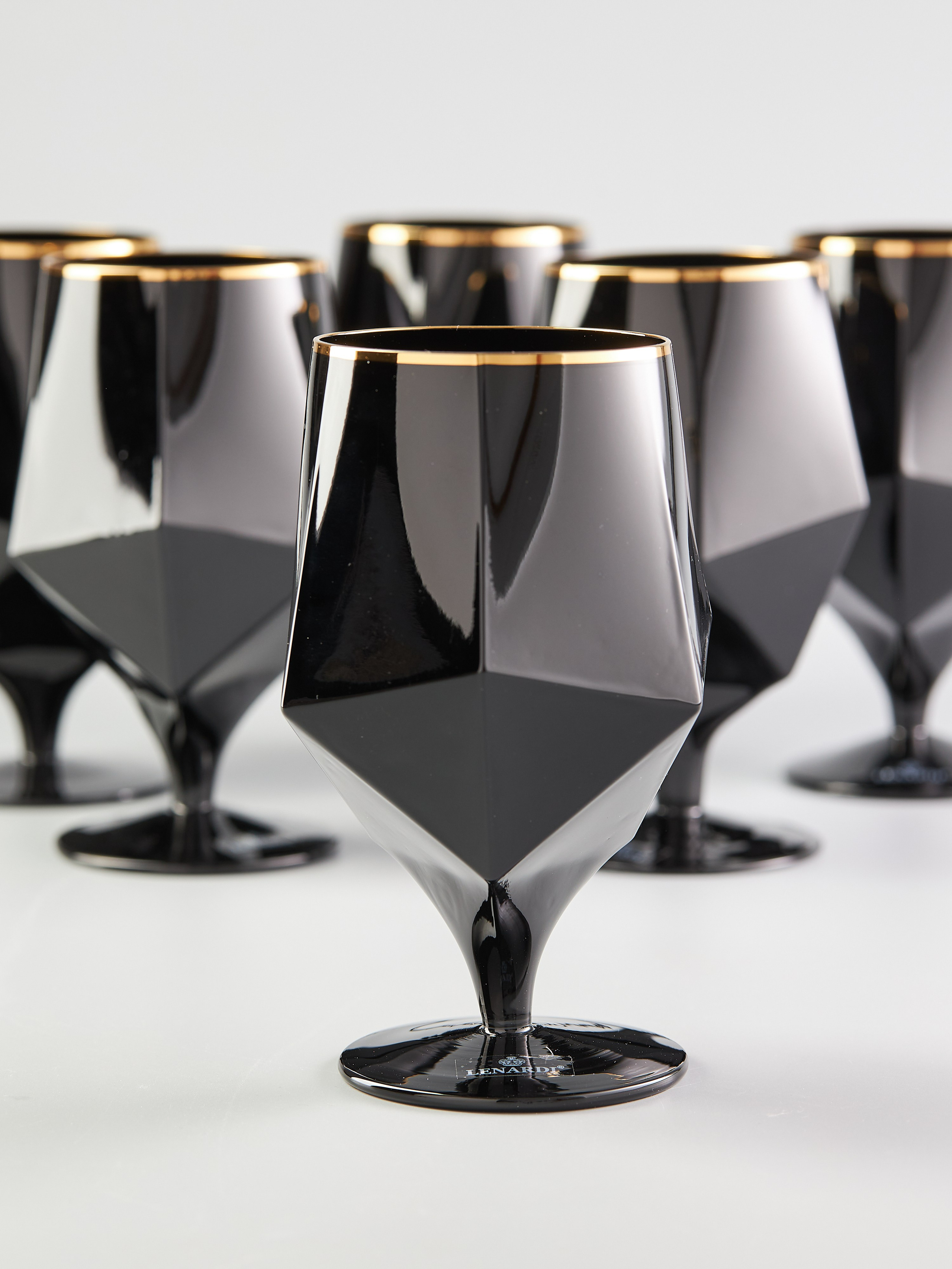 Фотосъемка посуды для маркетплейсов. Алексей Темнов — фотограф в Пятигорске