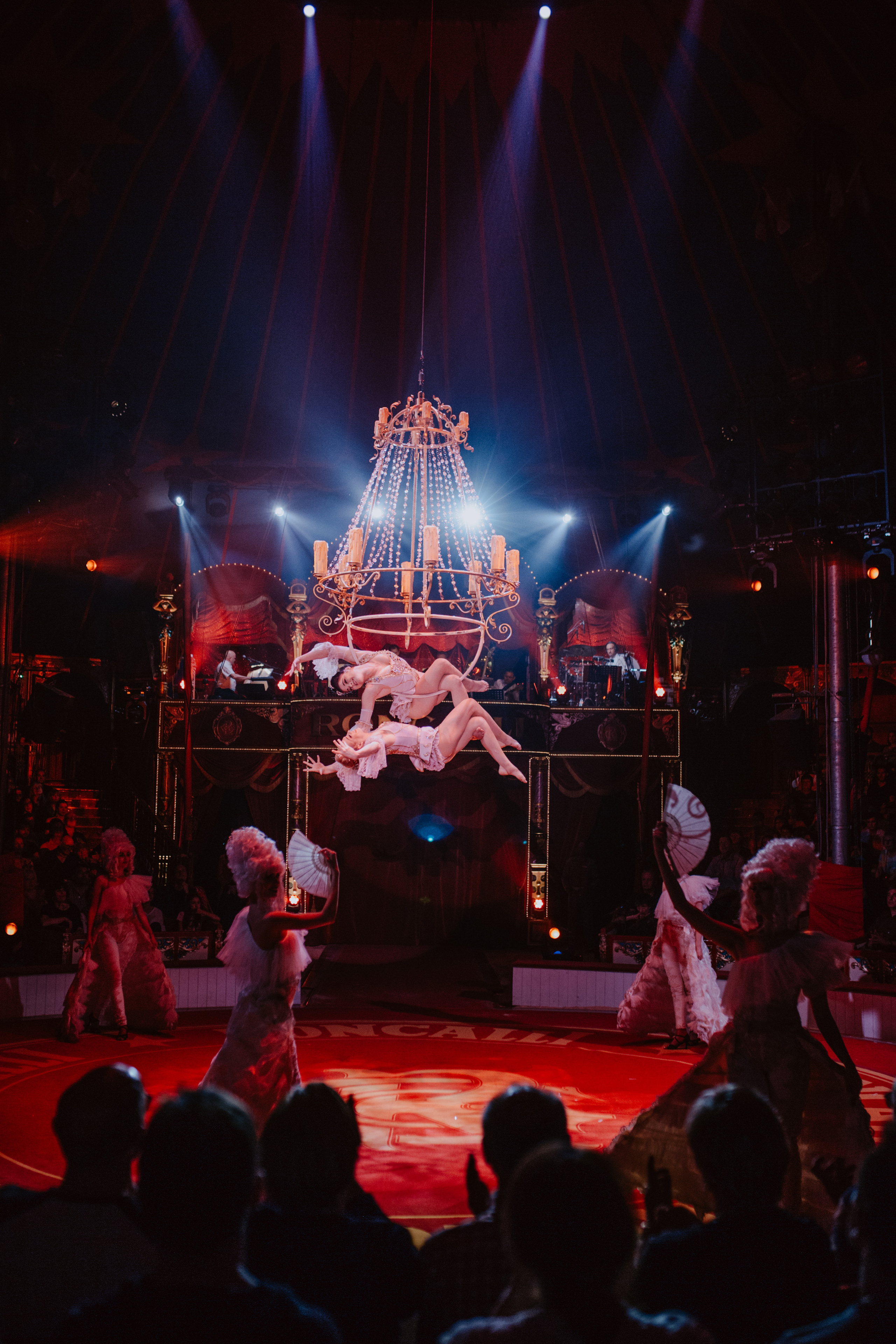 Cirqus Roncalli. Köln. Germany. Wedding Event ART Photographer