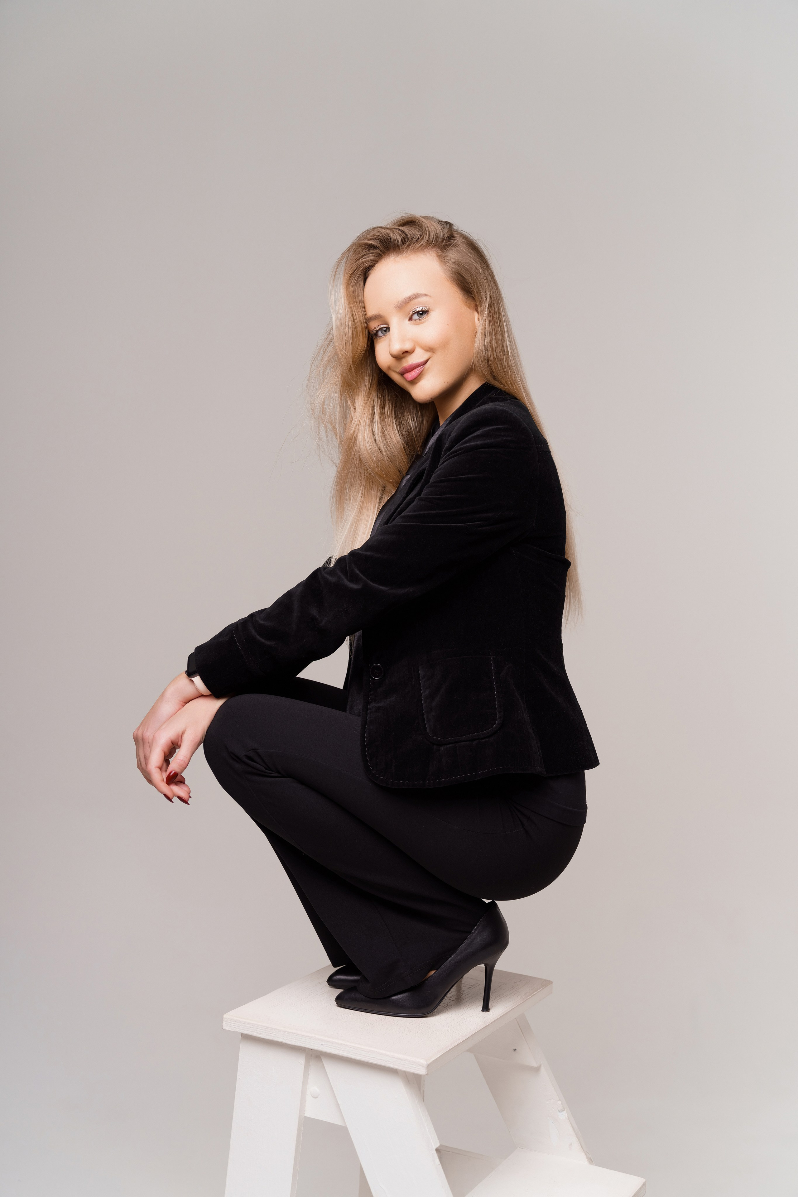 Светлая. Выпускные альбомы и фотосессии в Кирове от Протасовой Жени