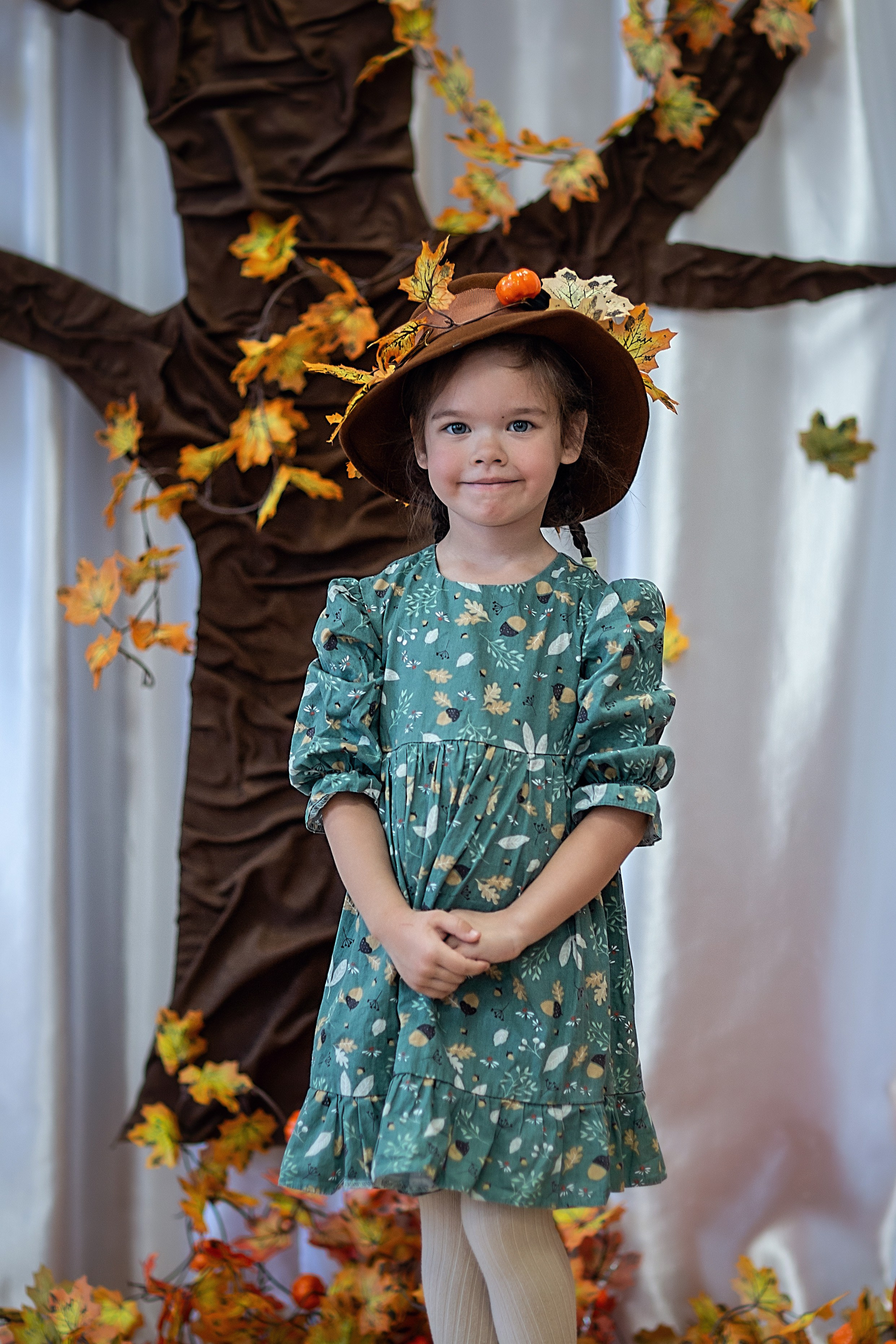 Волшебный зонтик осени_2023 год. Семейный фотограф в Санкт-Петербурге