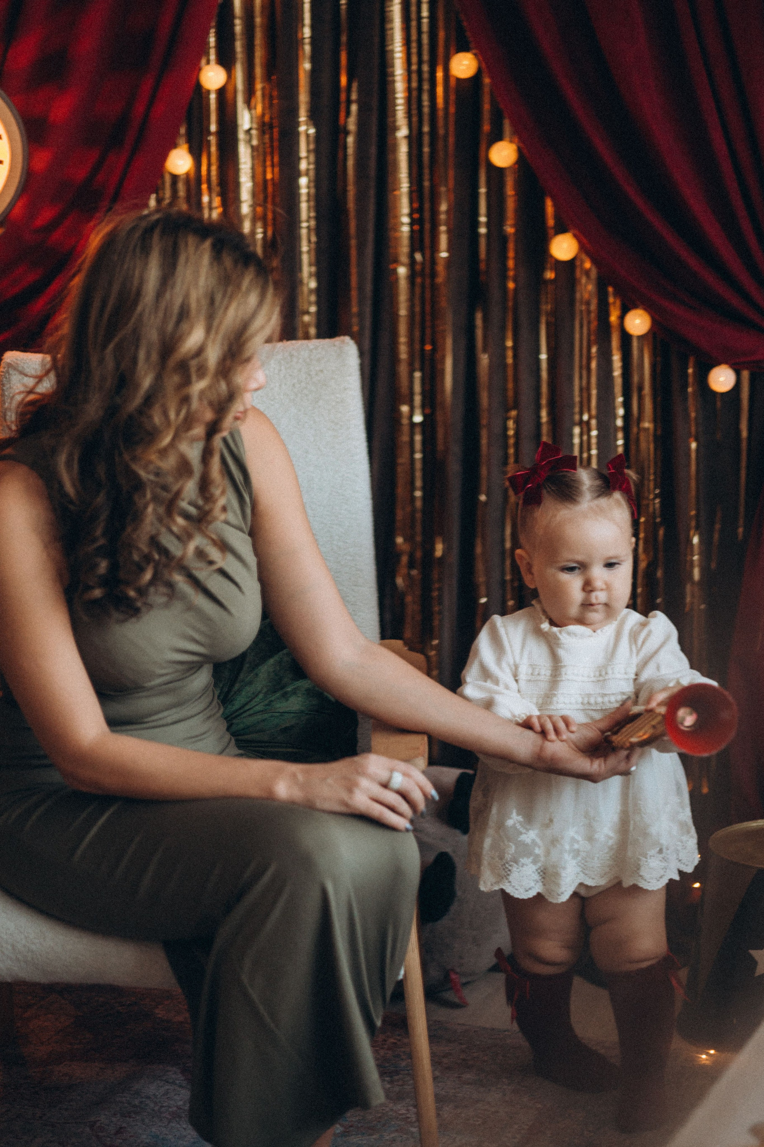 Аня и Василиса. Семейный фотограф Нижневартовск Тюмень Ефимова Ирина