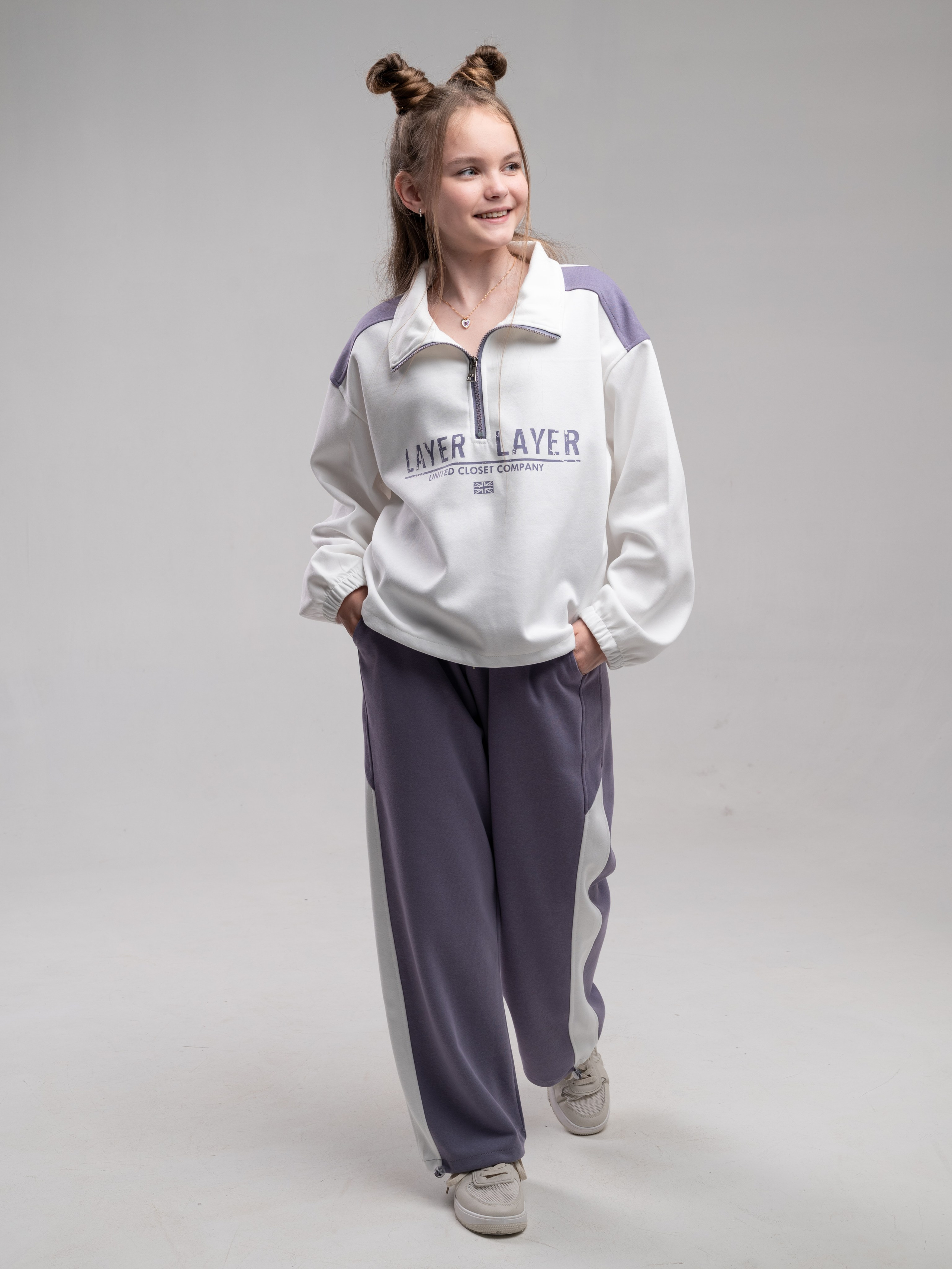 Костюмы для девочки. Предметный фотограф, фото для маркетплейсов Пятигорск, КМВ