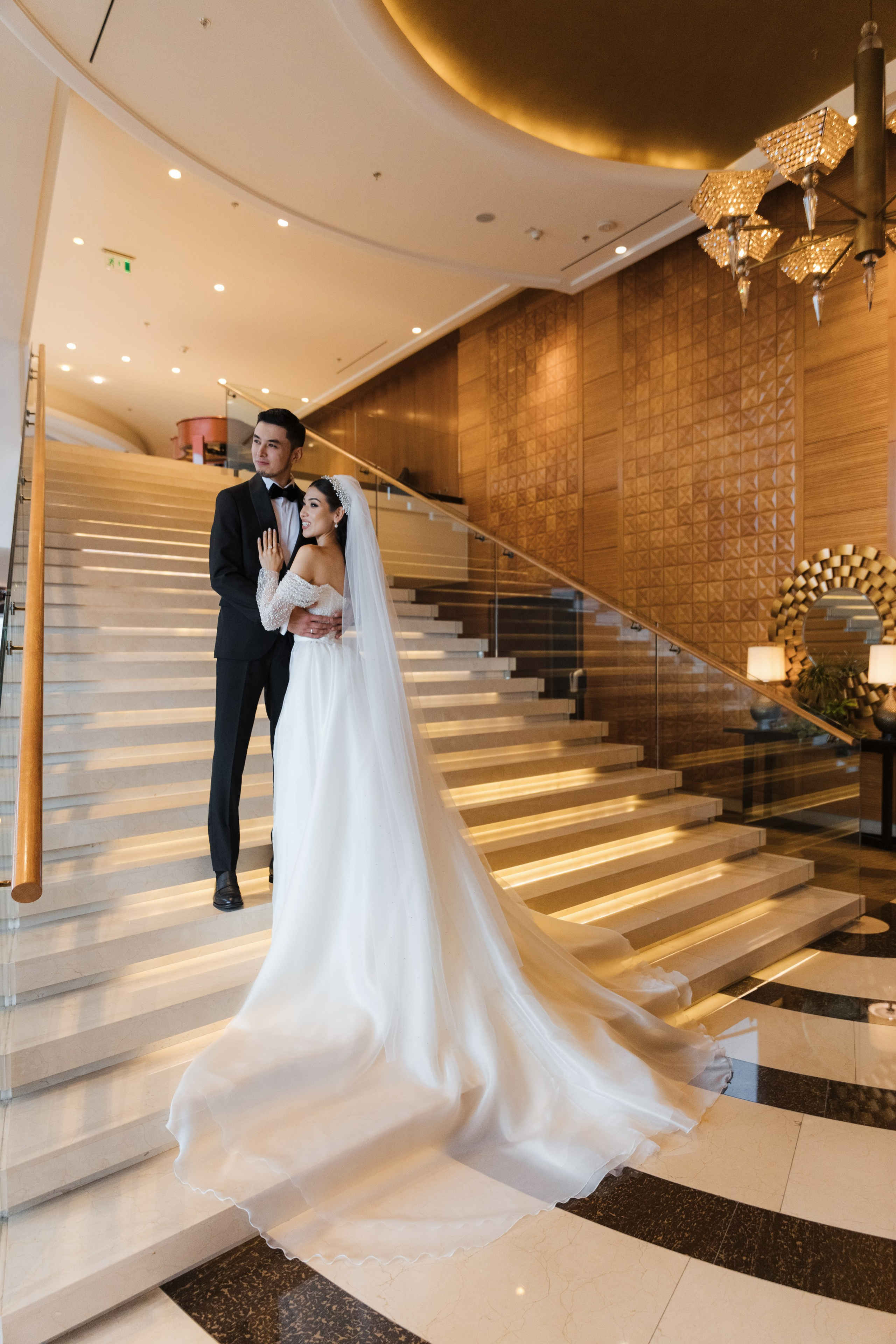 Акрам и Азиза