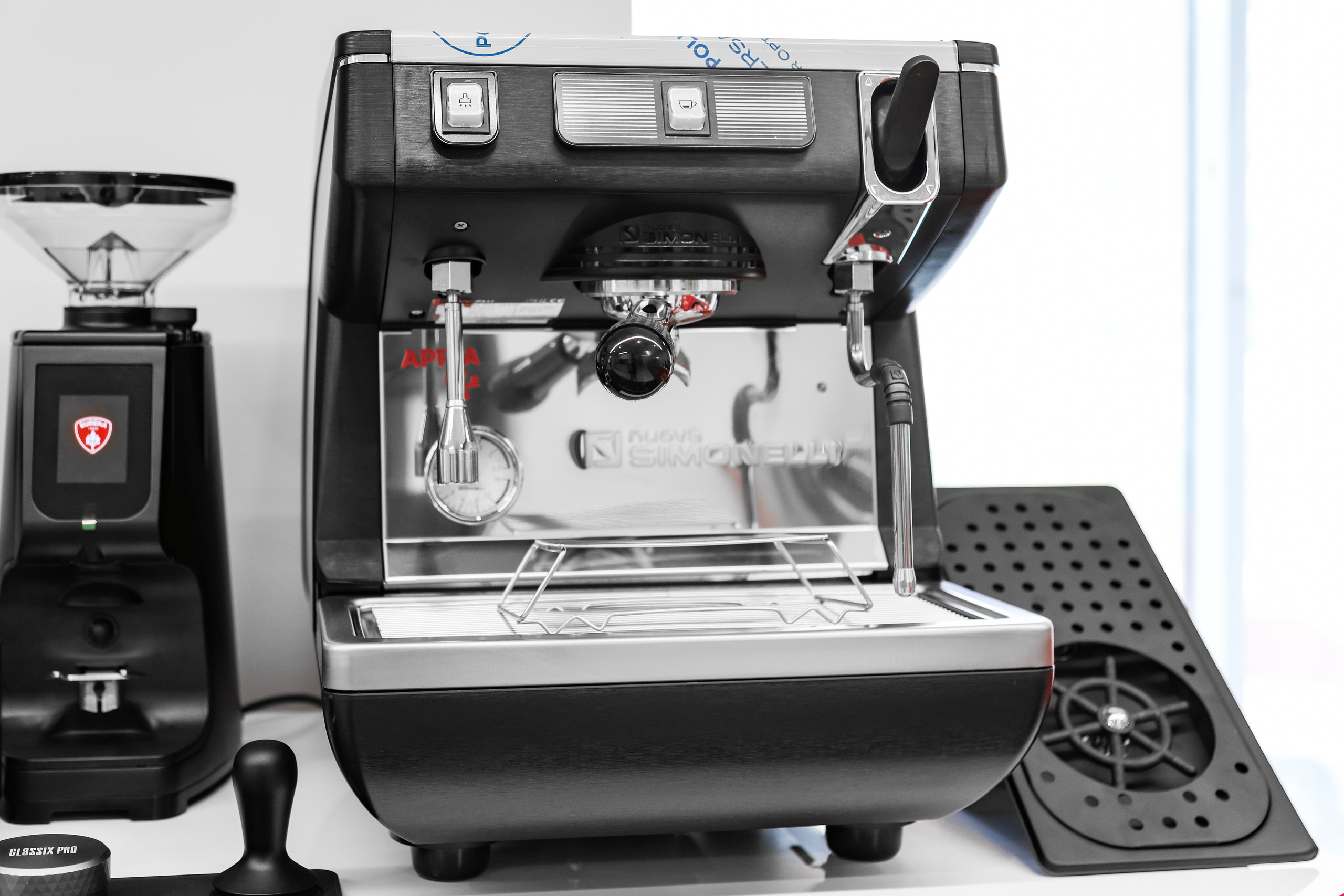 COFFEE MACHINES FOR MARKETPLACE. Mixturecaptures