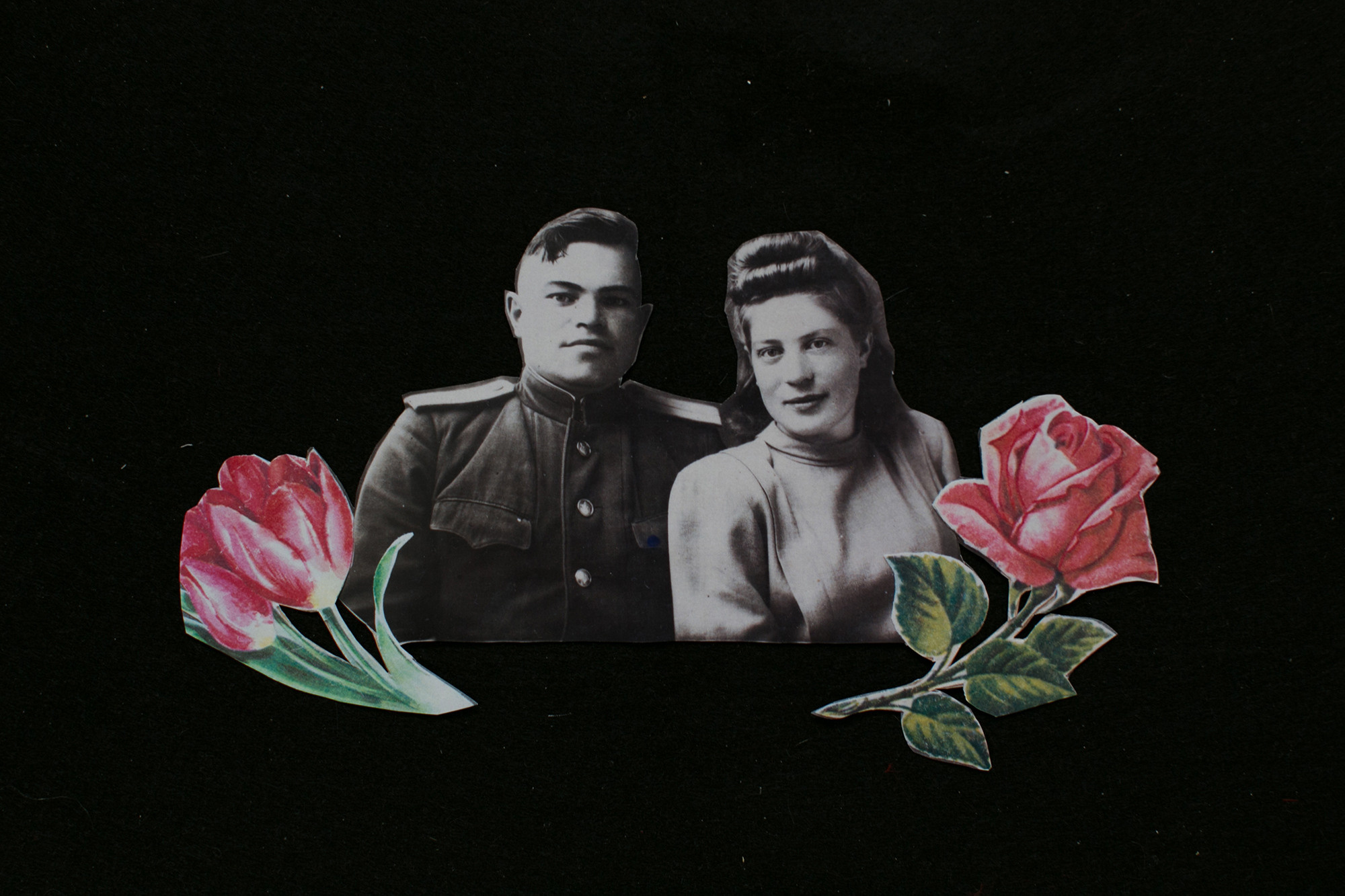 «Жизнь госпиталя проходит в рабочем режиме по обслуживанию раненых, оставшихся ещё в госпитале… С нетерпением ждём передачу Советского Информбюро. Дождались… Голос Левитана в эфире звучит. Все затаили своё дыхание. Интонация голоса комментатора Левитана предвещает добрую весть. Так оно и есть! Победа! Что было с нами! И с ранеными! Это трудно передать словами, это надо видеть было. Обнимались, целовались, слезами умывались. Улыбки не сходили с лиц. Ходячие раненые тоже были с нами в одной сумасшедшей от радости куче. К лежачим раненым подходили, так же обнимались, целовались, друг другу руки жали, поздравляли с Победой. Наш начальник госпиталя капитан Нисонов по случаю «Победы» выделил спирт. Его развели. Как сейчас помню в одной руке, левой – тяжёлое ведро со спиртом, в другой – правой железная солдатская кружка… Налив всем, в том числе и себе, поднимали кружки высоко и выпивали содержимое кружки под тост «За Победу!» и не оставляли в кружке ничего. Кроме меня, т.к. меня другие палаты ждали, поэтому мне приходилось кружку только пригублять, а затем в другую палату шагать...»