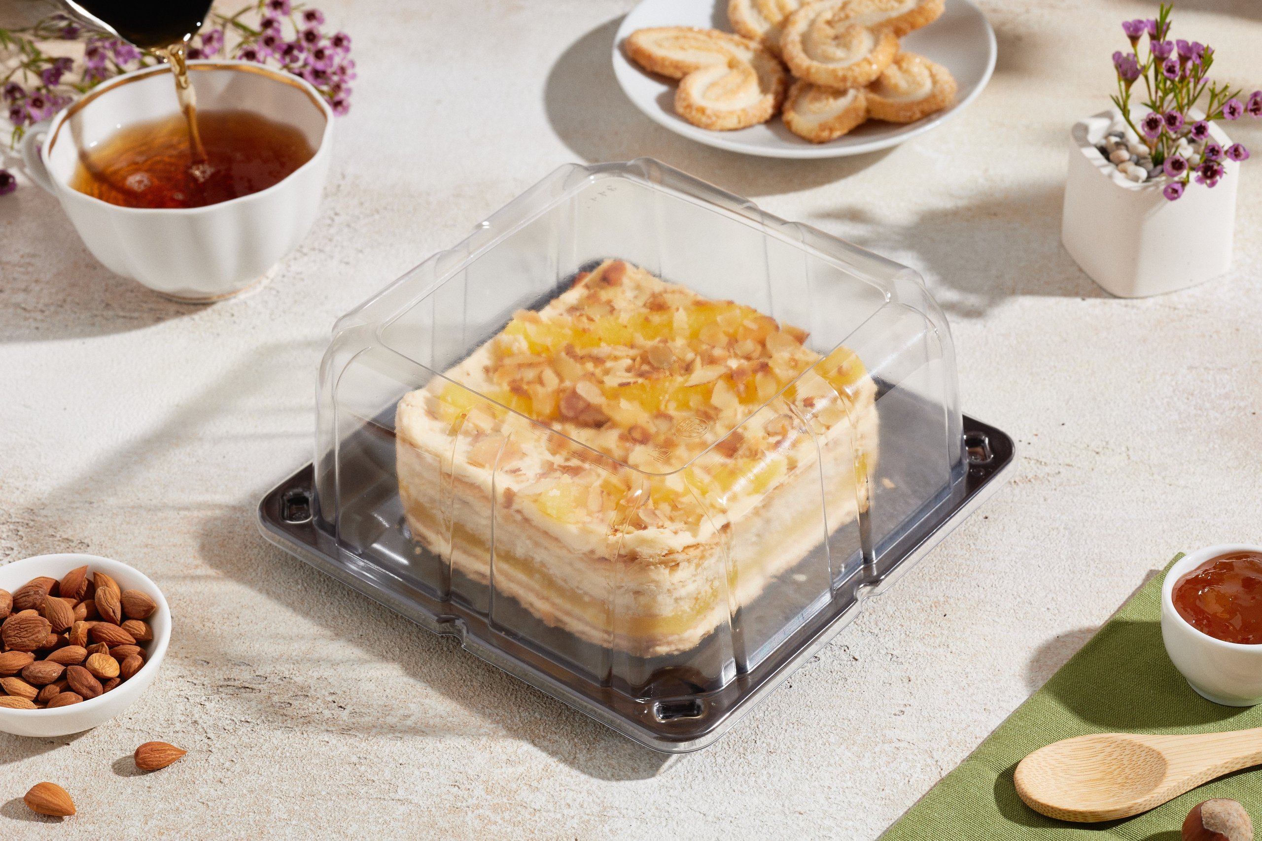 Контейнеры. Уютная студия предметной съемки для маркетплейсов в городе Москва