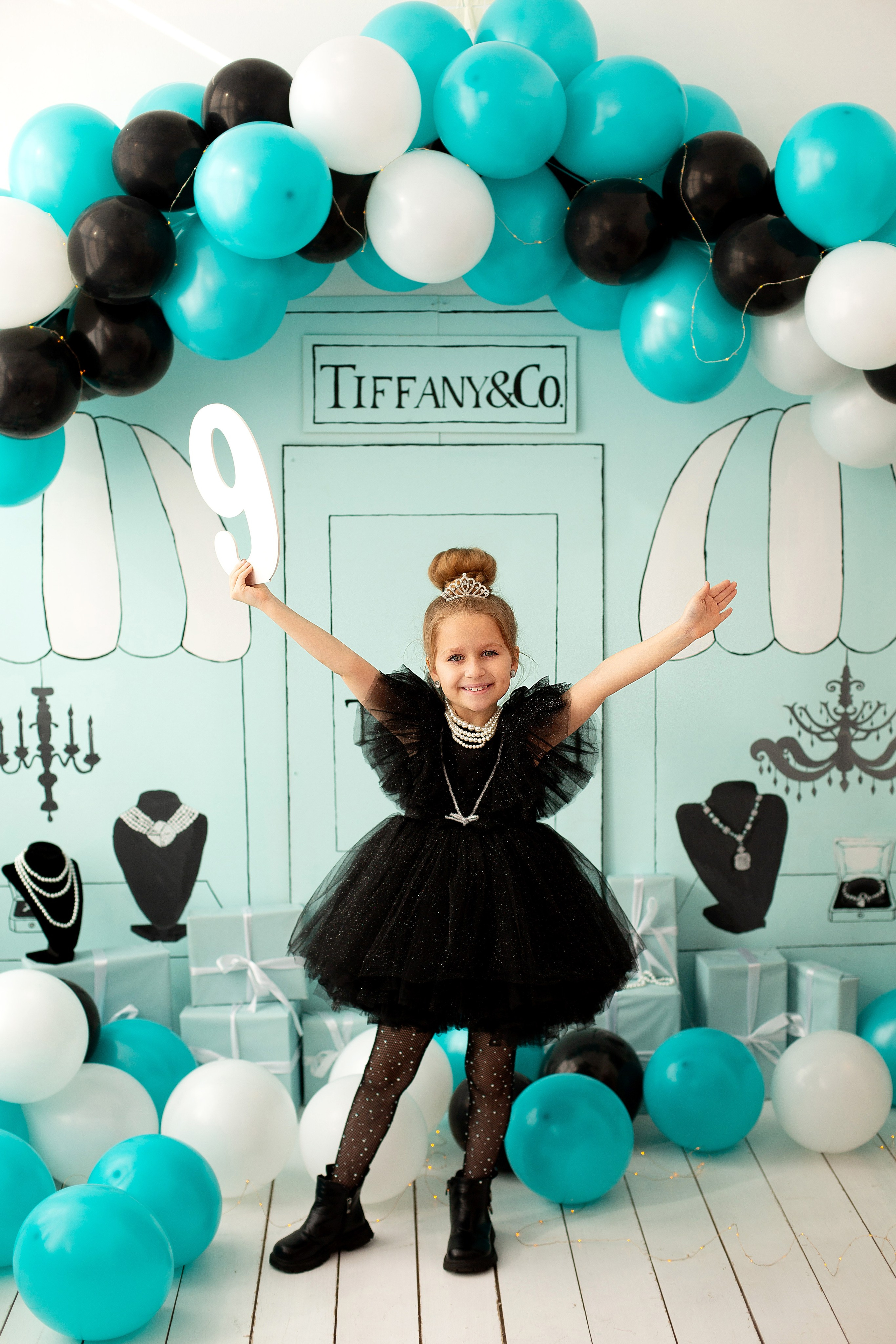 Фотопроекты для именинников. Семейный и детский фотограф в Омске Юлия Жукова