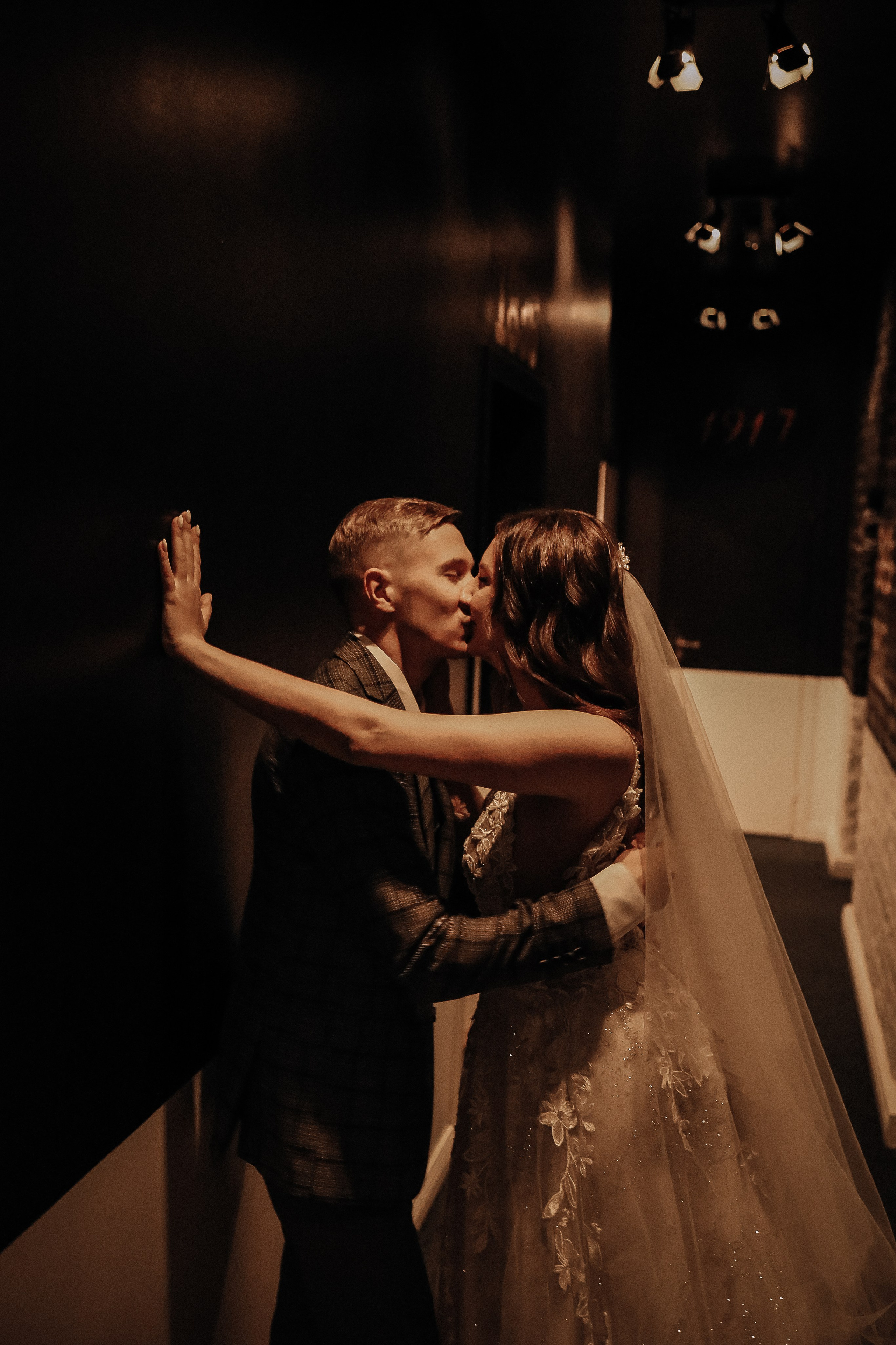 Путь любви от первого взгляда: Love Story, Свадьбы, Венчания, Беременность, Крещения. Профессиональный фотограф в Санкт-Петербурге Александр Волосенцев