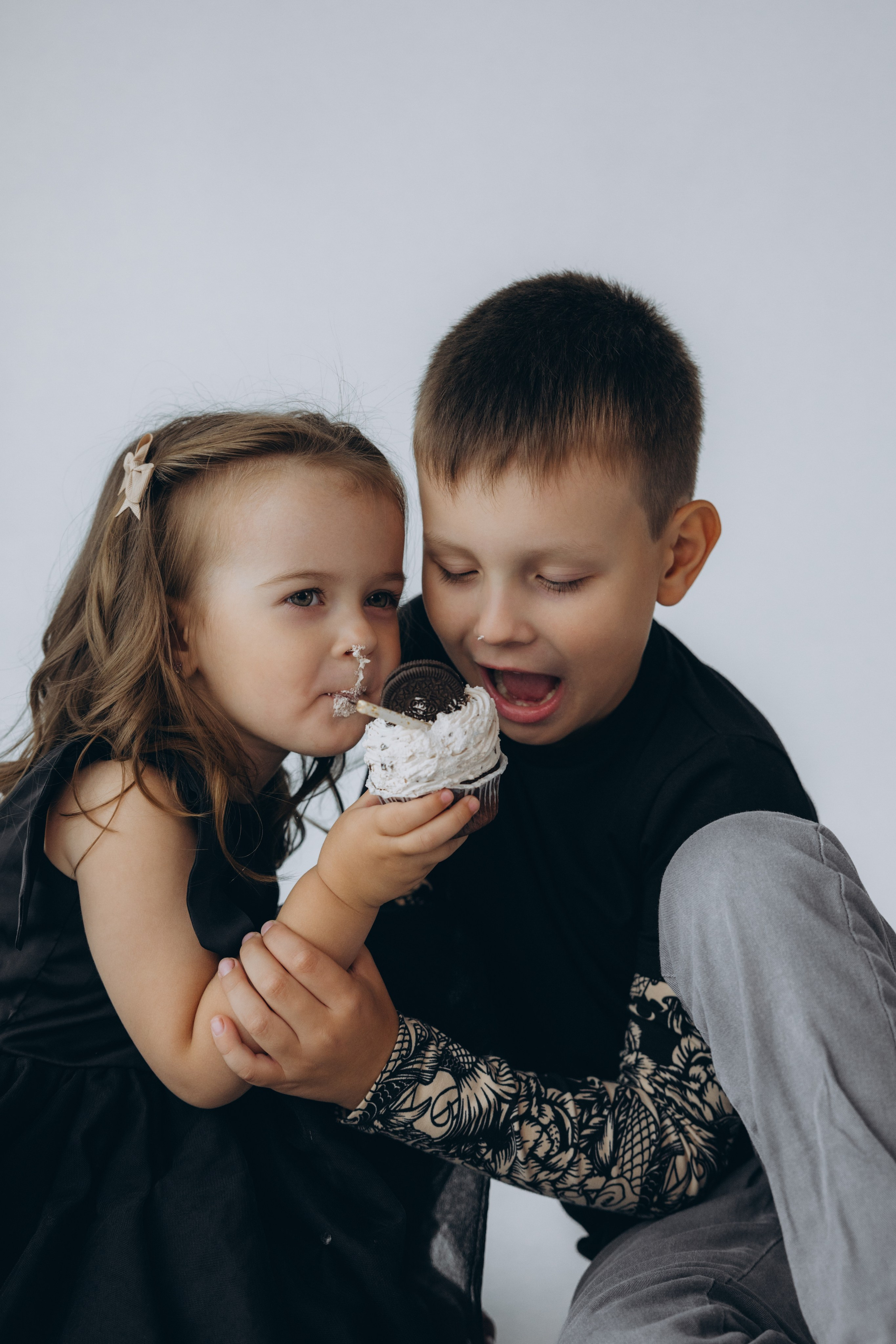 В студии ко дню рождения. Свадебный, семейный фотограф в Иркутске Светлана Макаричева