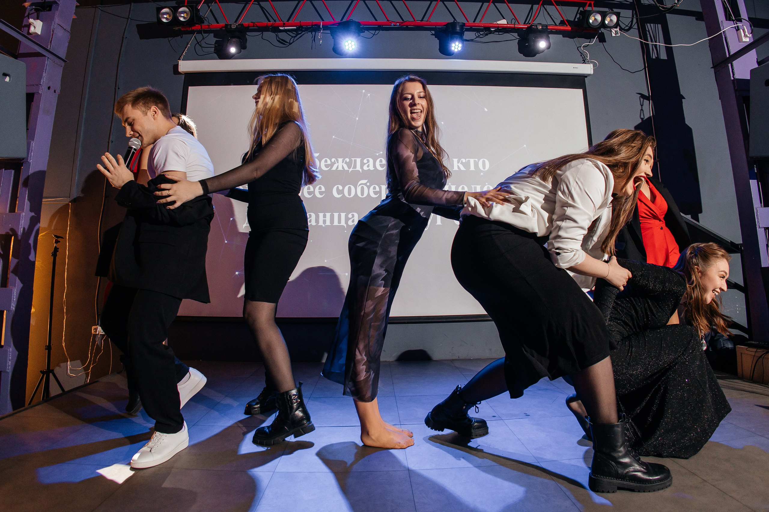 КОРПОРАТИВ В «COM.NATA». Фотограф в Санкт-Петербурге Виктория Безверхая