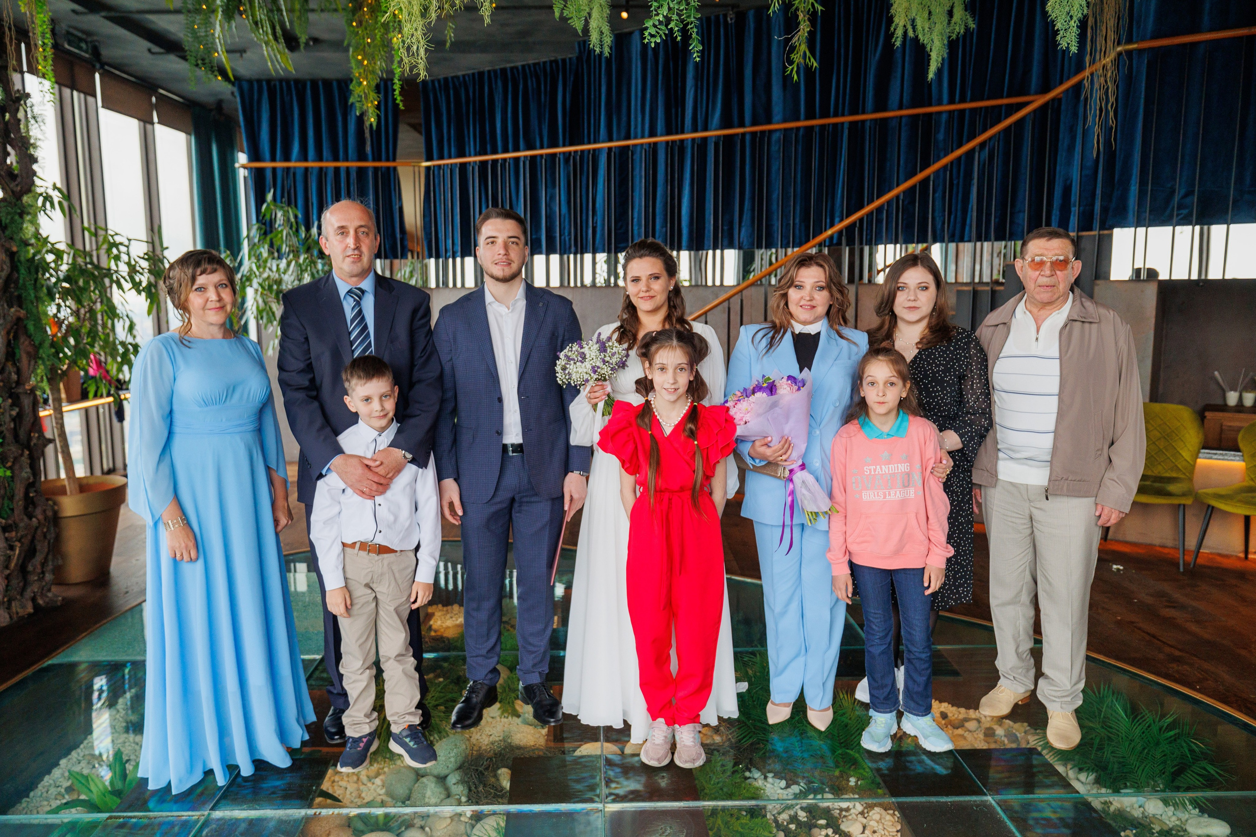 Фотограф на регистрацию в ЗАГС Москва Сити Birds Башня ОКО. Примеры фото, отзывы молодоженов и заявка на регистрацию через официальный сайт.