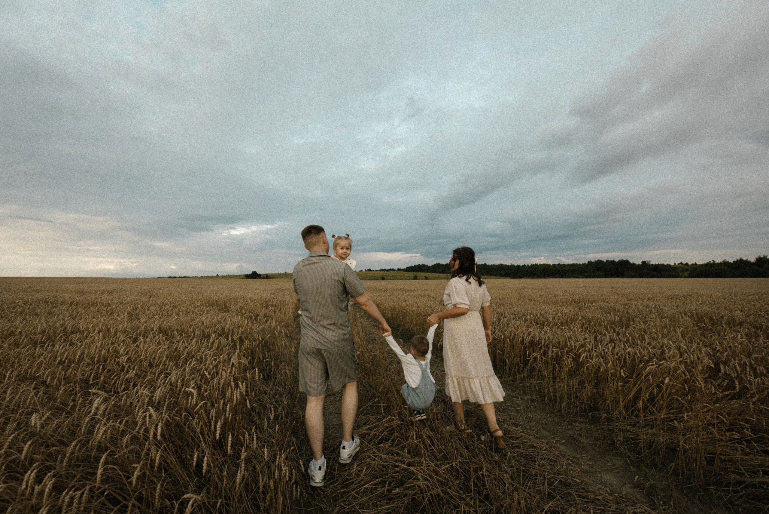 Семейная Закат. Римма Гусакова. Выпускные фотокниги. Детские и семейные фотосессии