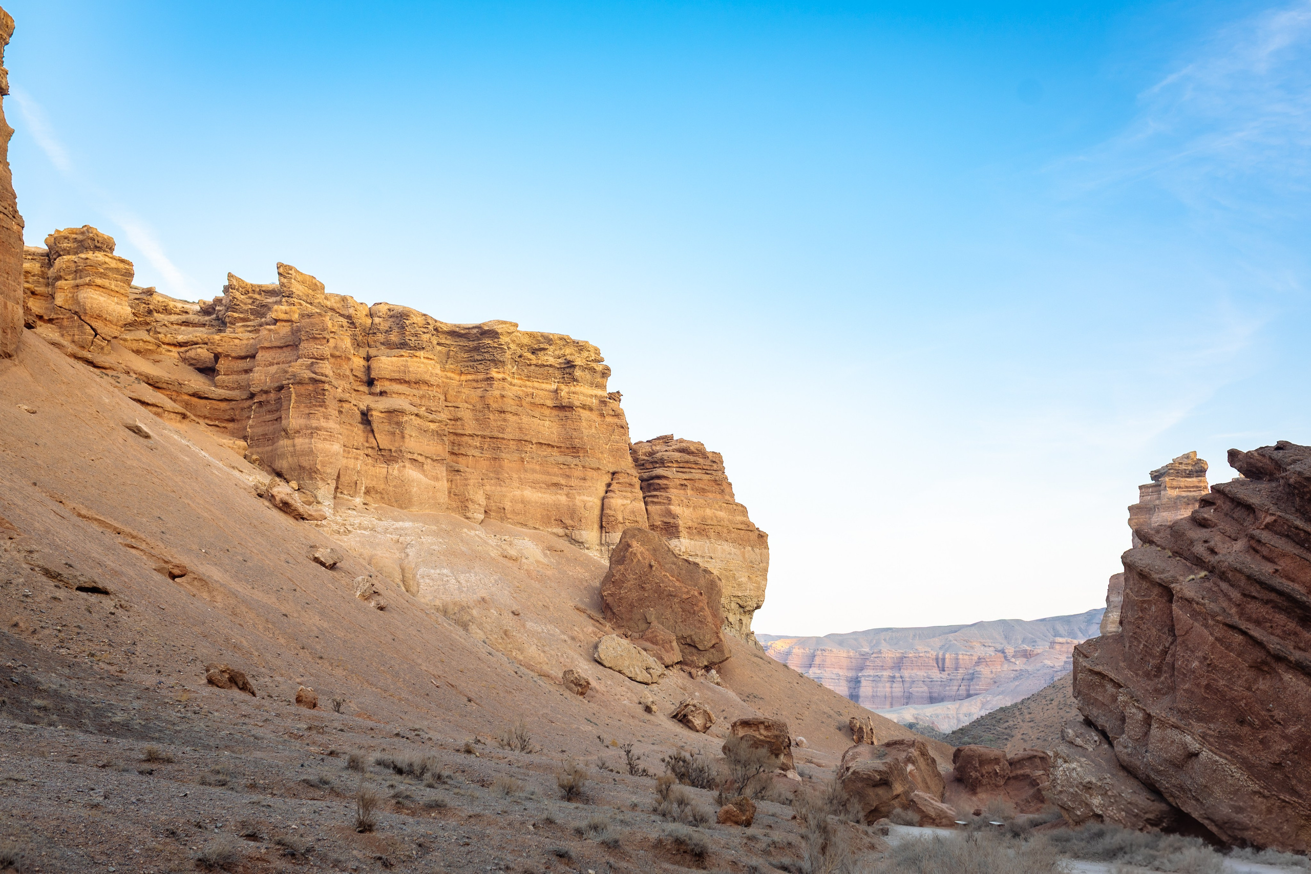 Чарынский каньон: путешествие, фото и советы для съемки | Блог фотографа. Коммерческий и репортажный фотограф в Алматы — Jora Abramov