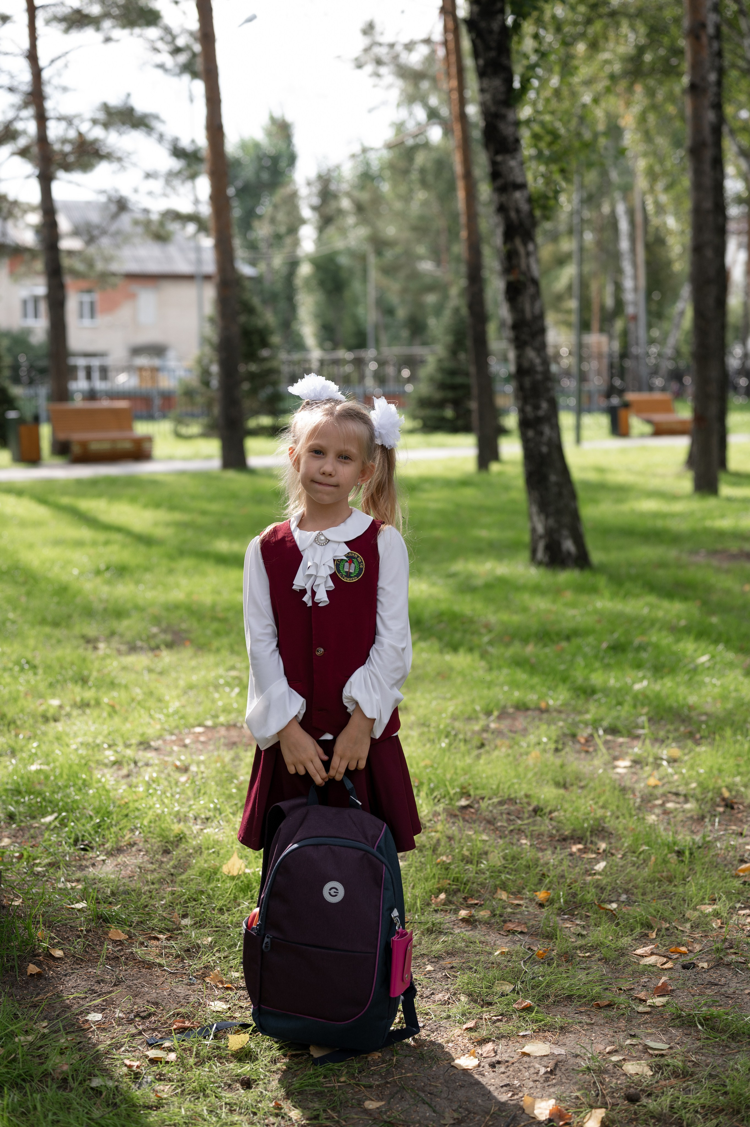 1 сентября 16 гимназия 2 класс (линейка + в классе+ на улице). Фотограф новорожденных, семейный детский в Тюмени Татьяна Морозова