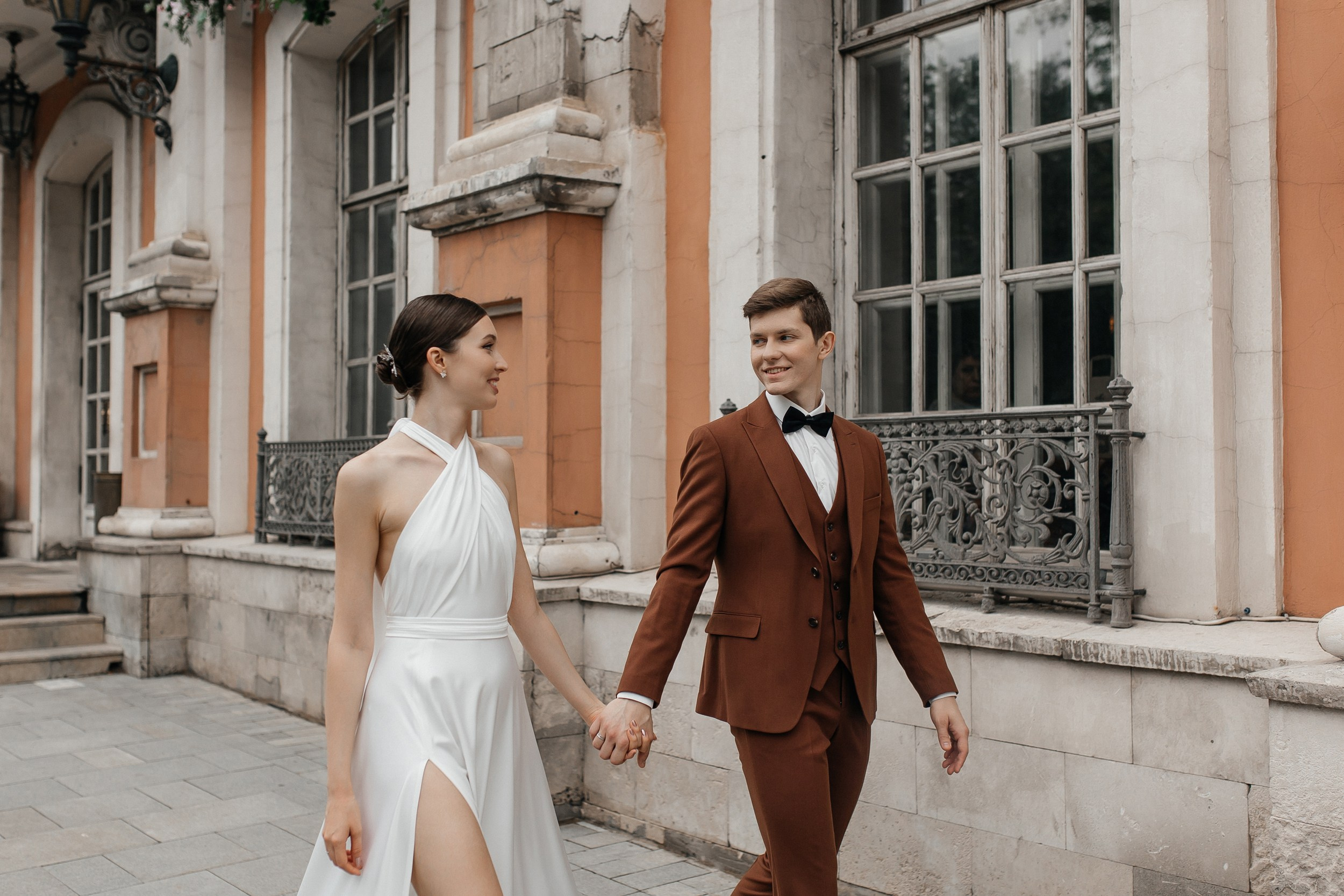 Свадебная фотосессия в кафе Пушкин