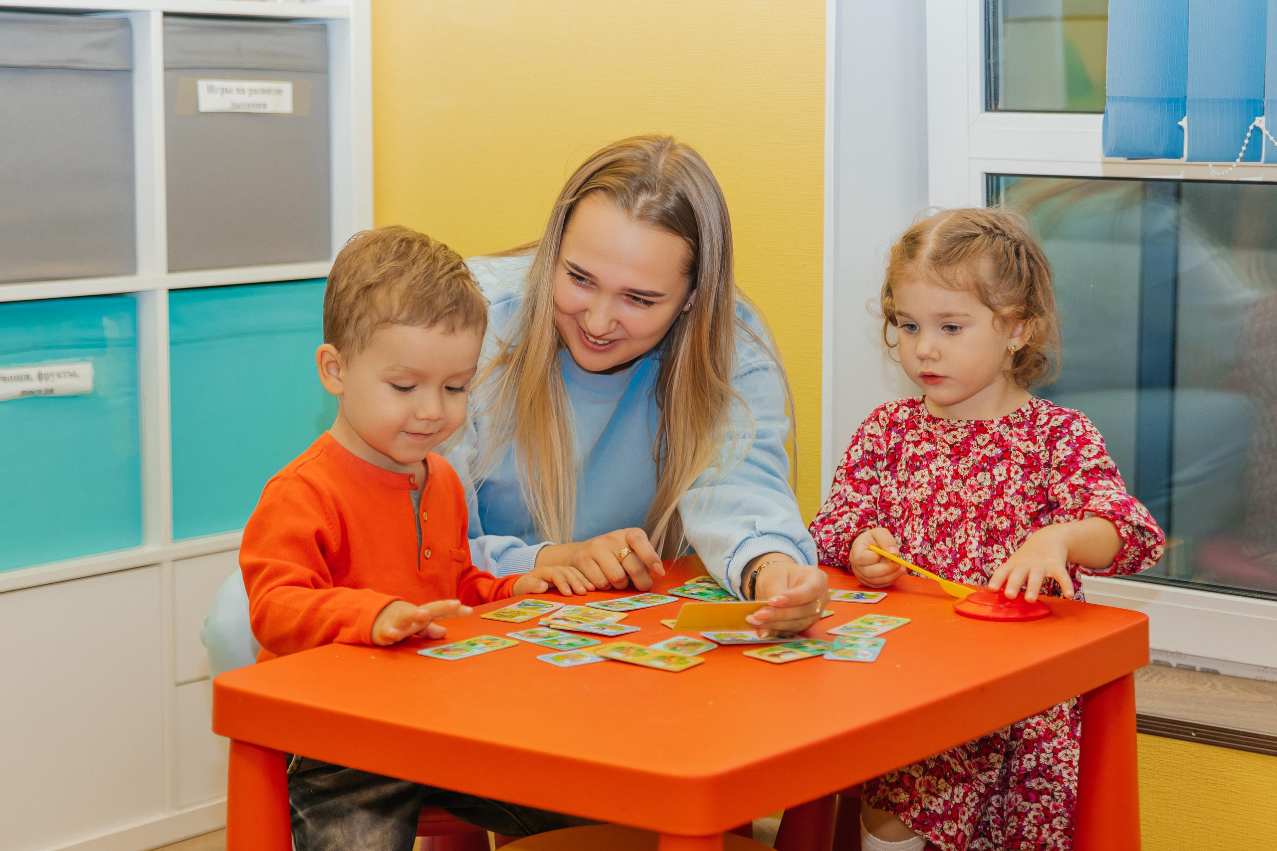 Фотосъемка для логопедического центра «Разноцветные цыплята». Семейный фотограф в Санкт-Петербурге Ева Маркова
