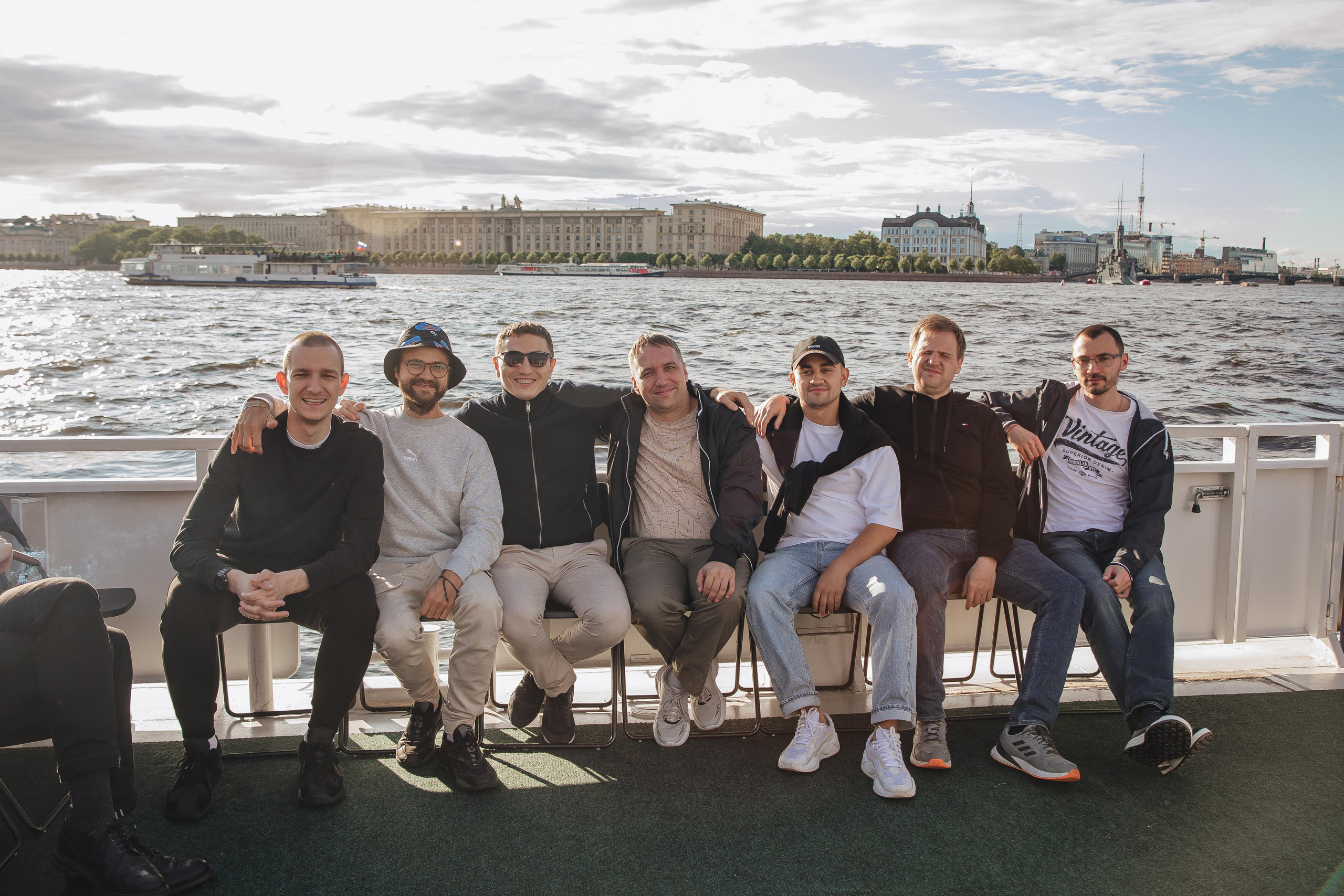 Корпоратив на кораблике. Семейный фотограф в Санкт-Петербурге Ева Маркова