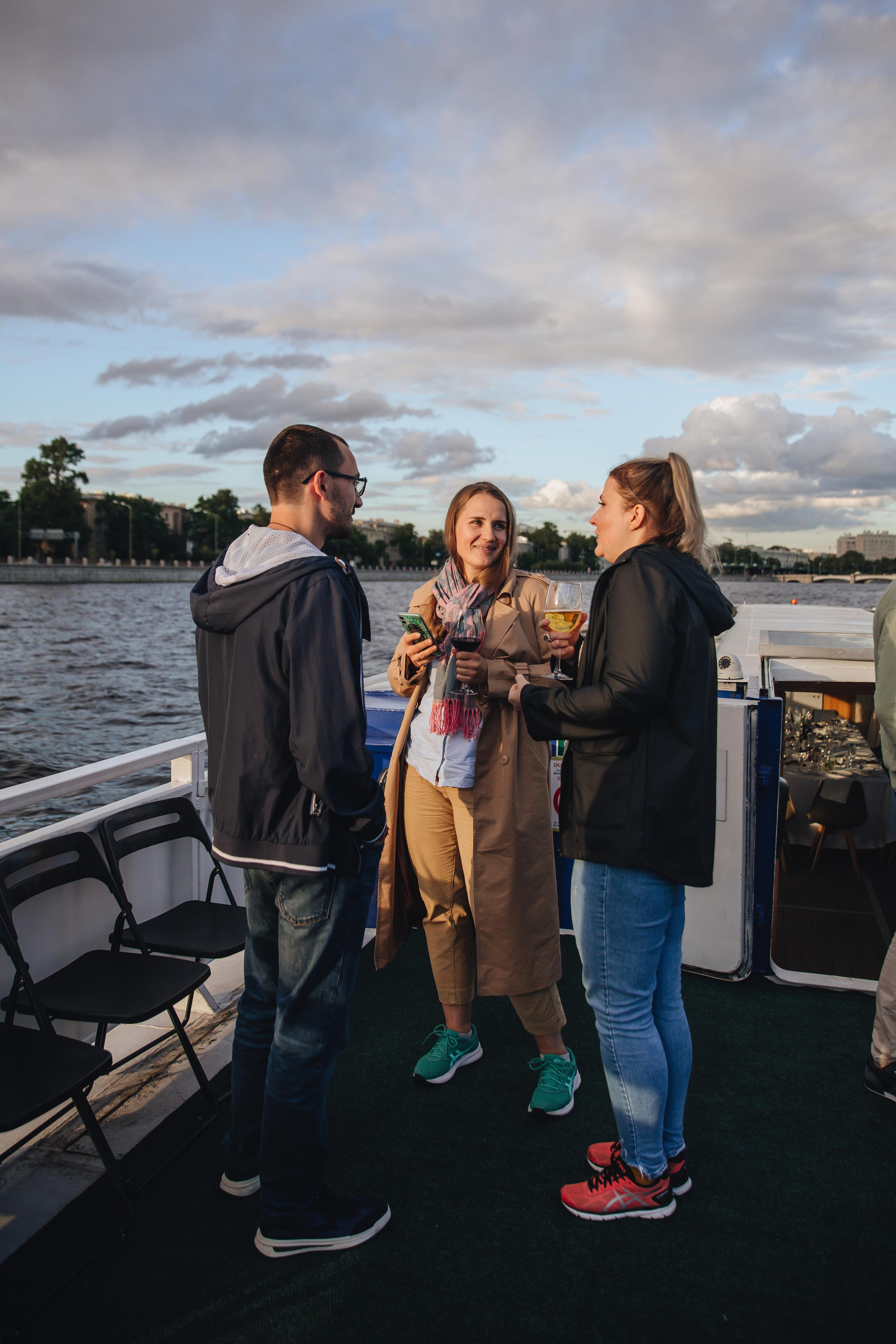 Корпоратив на кораблике. Семейный фотограф в Санкт-Петербурге Ева Маркова