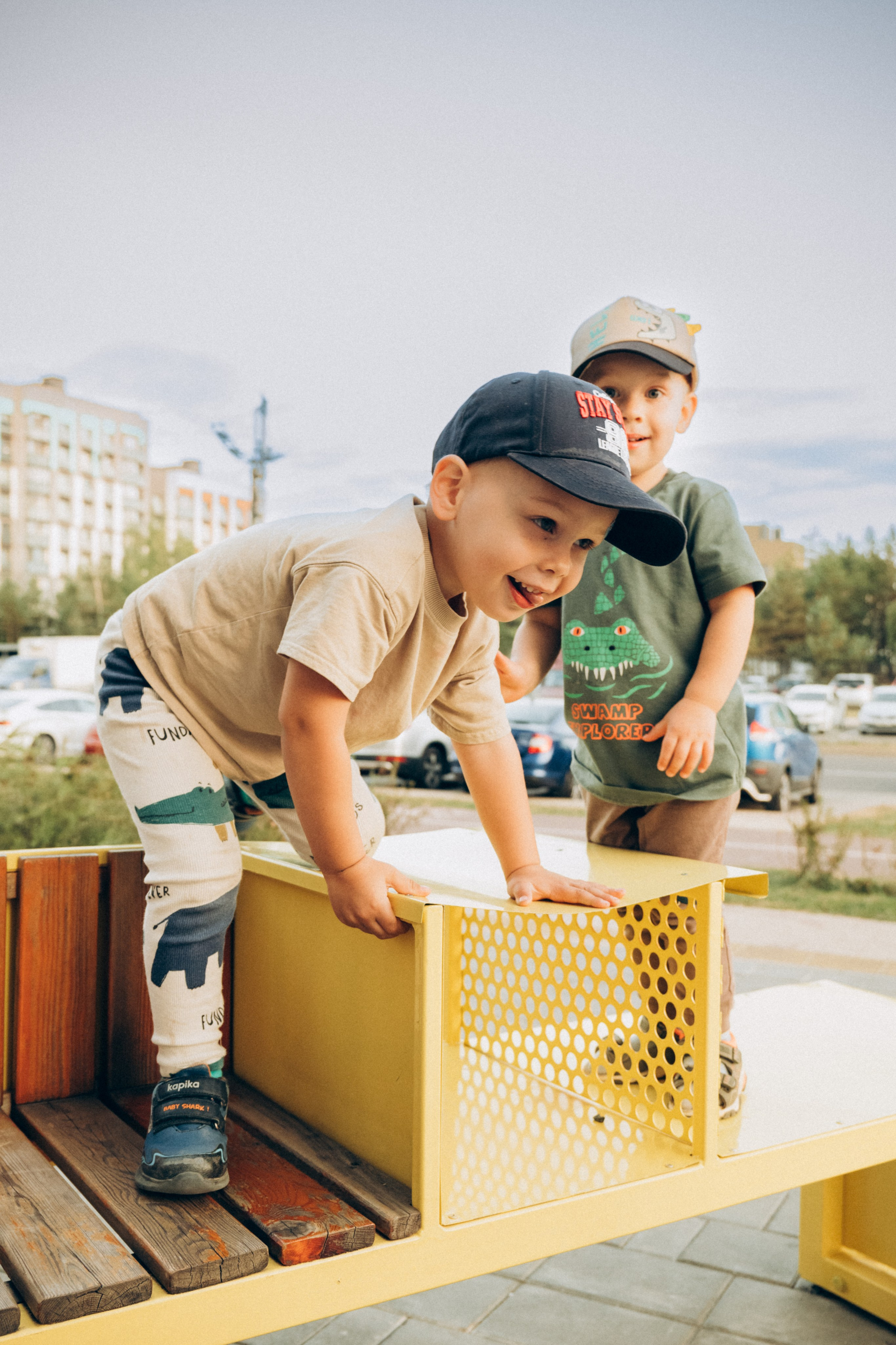 Тёма и Лёва