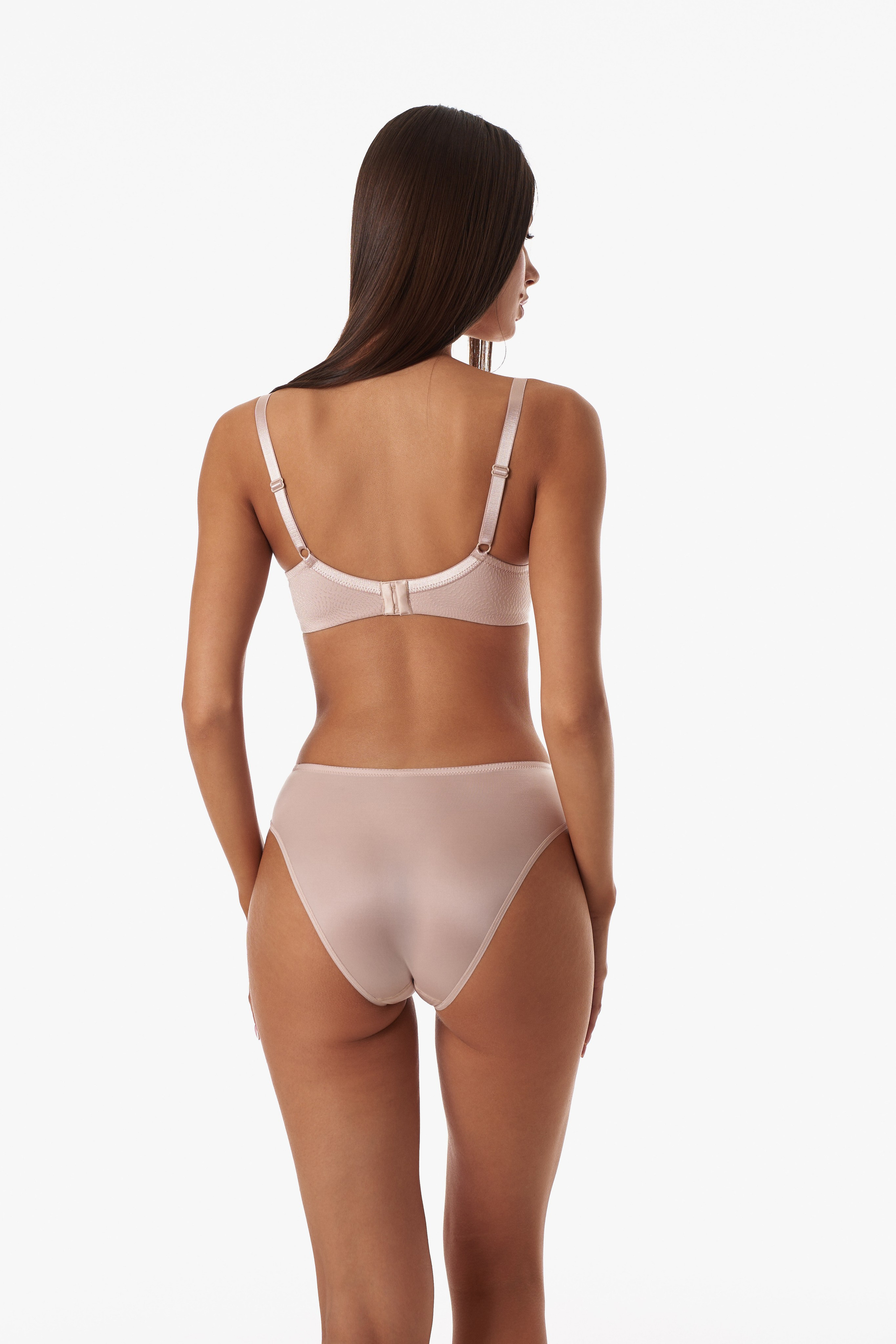 Milady | Каталог. Фотограф Марина Голубева, Минск. Съемка для брендов, реклама