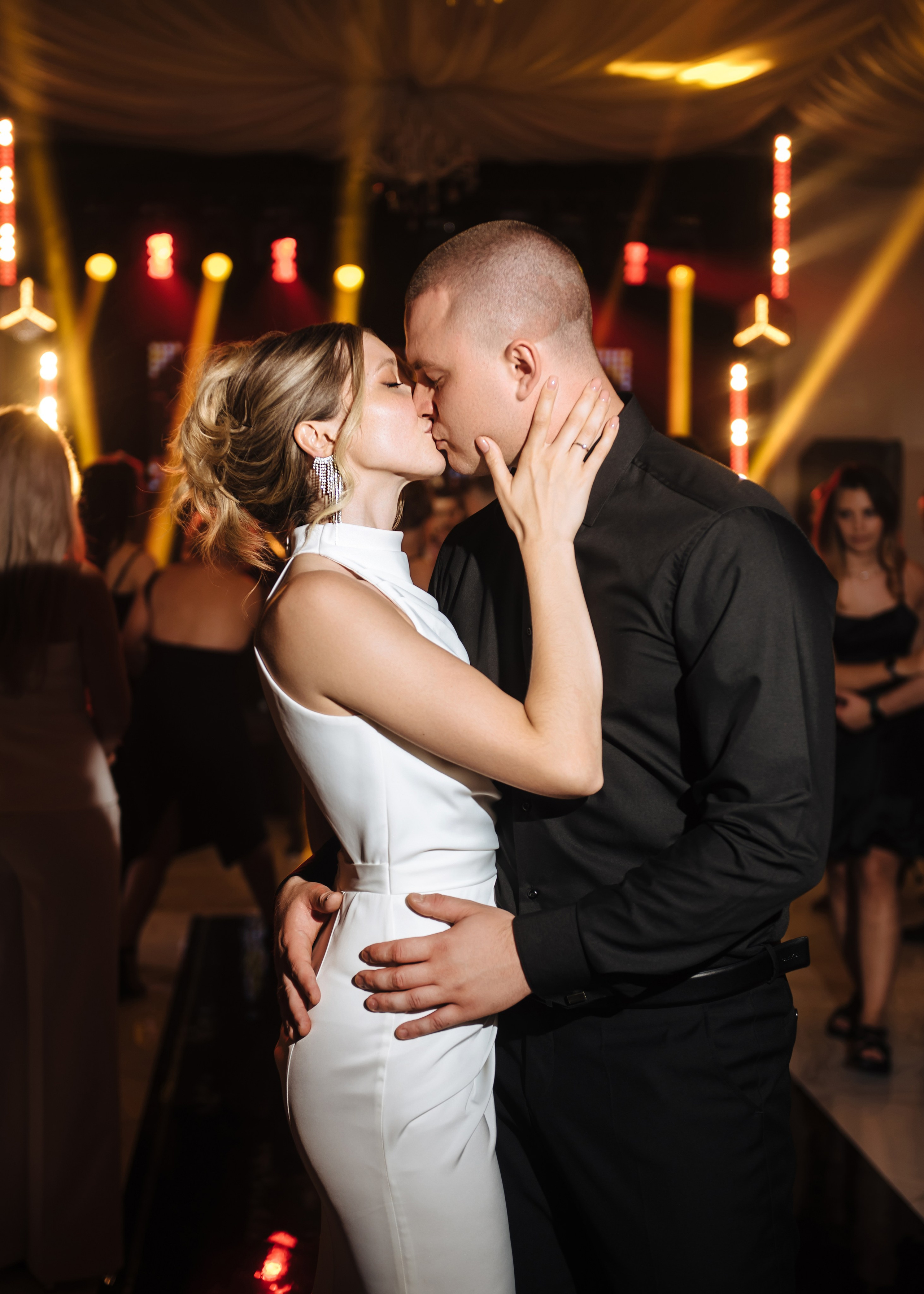 Максим и Элина. Главная