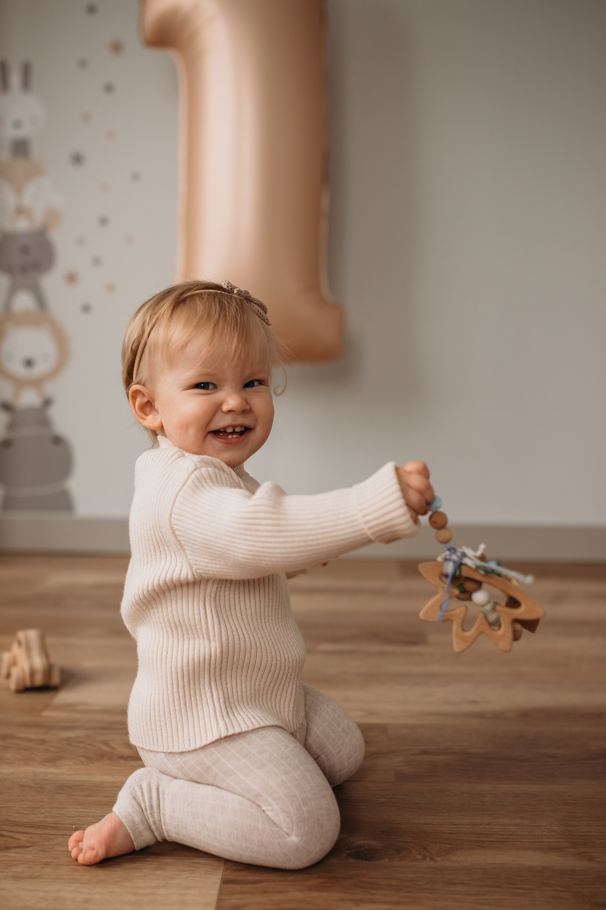 Ксюша (домашняя история). Семейный и детский фотограф Минск, Беларусь