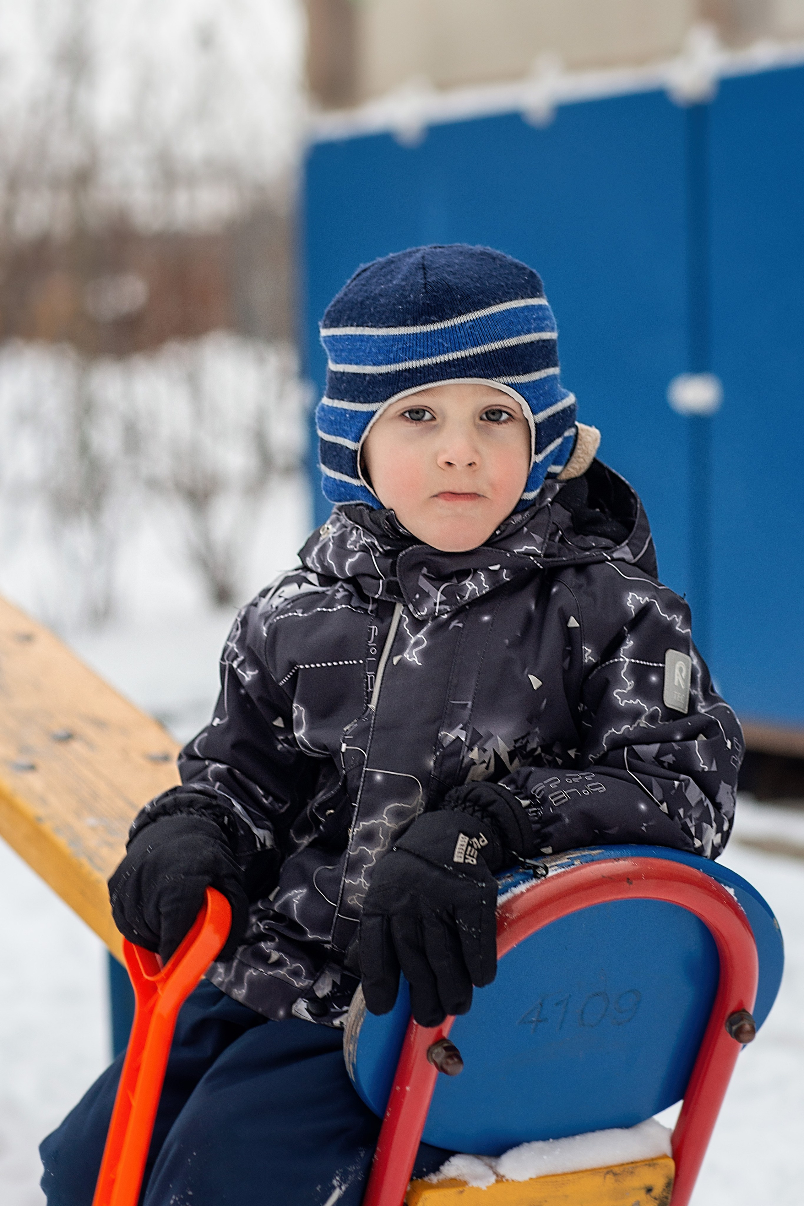 День в саду_Зима_2023 год. Семейный фотограф в Санкт-Петербурге