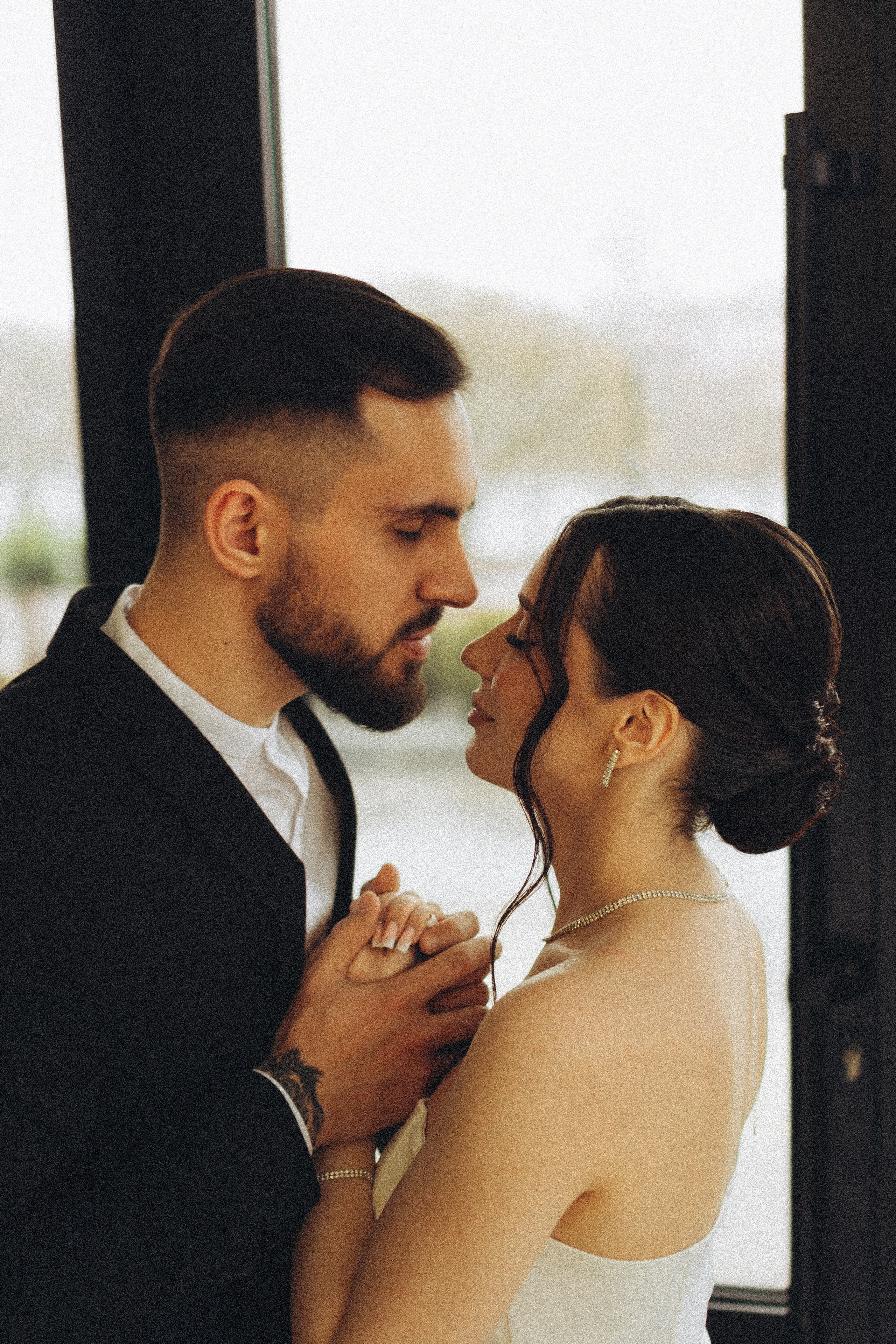 СВАДЕБНАЯ СЬЕМКА СБОРОВ ЖЕНИХА И НЕВЕСТЫ В ОТЕЛЕ И ТАКЖЕ ФОТОСЕССИИЯ В ОТЕЛЕЕ МЕГАПОЛИС БРЯНСК. Профессиональный фотограф, Санкт-Петербург — Виктория Богомолова