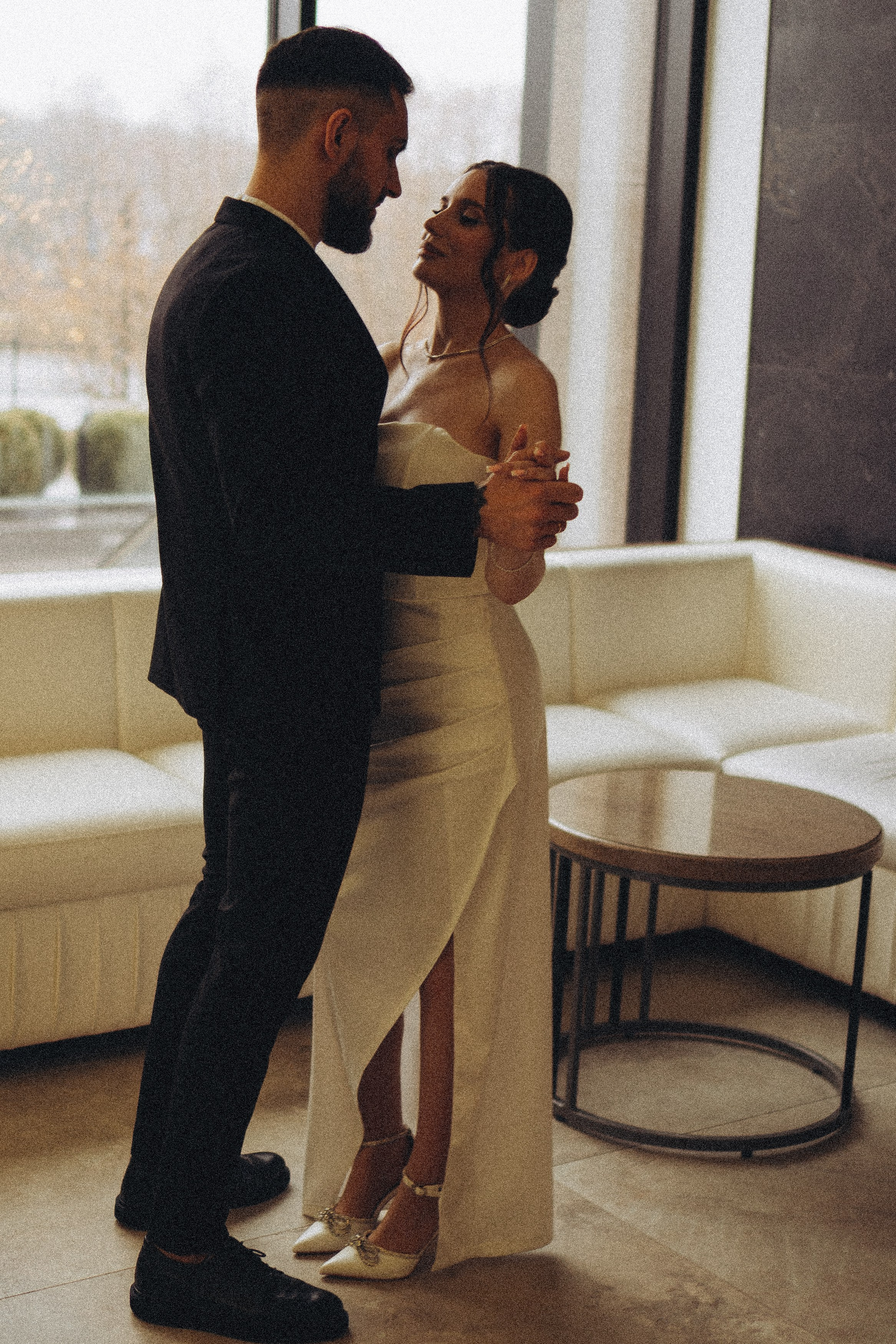 СВАДЕБНАЯ СЬЕМКА СБОРОВ ЖЕНИХА И НЕВЕСТЫ В ОТЕЛЕ И ТАКЖЕ ФОТОСЕССИИЯ В ОТЕЛЕЕ МЕГАПОЛИС БРЯНСК. Профессиональный фотограф, Санкт-Петербург — Виктория Богомолова