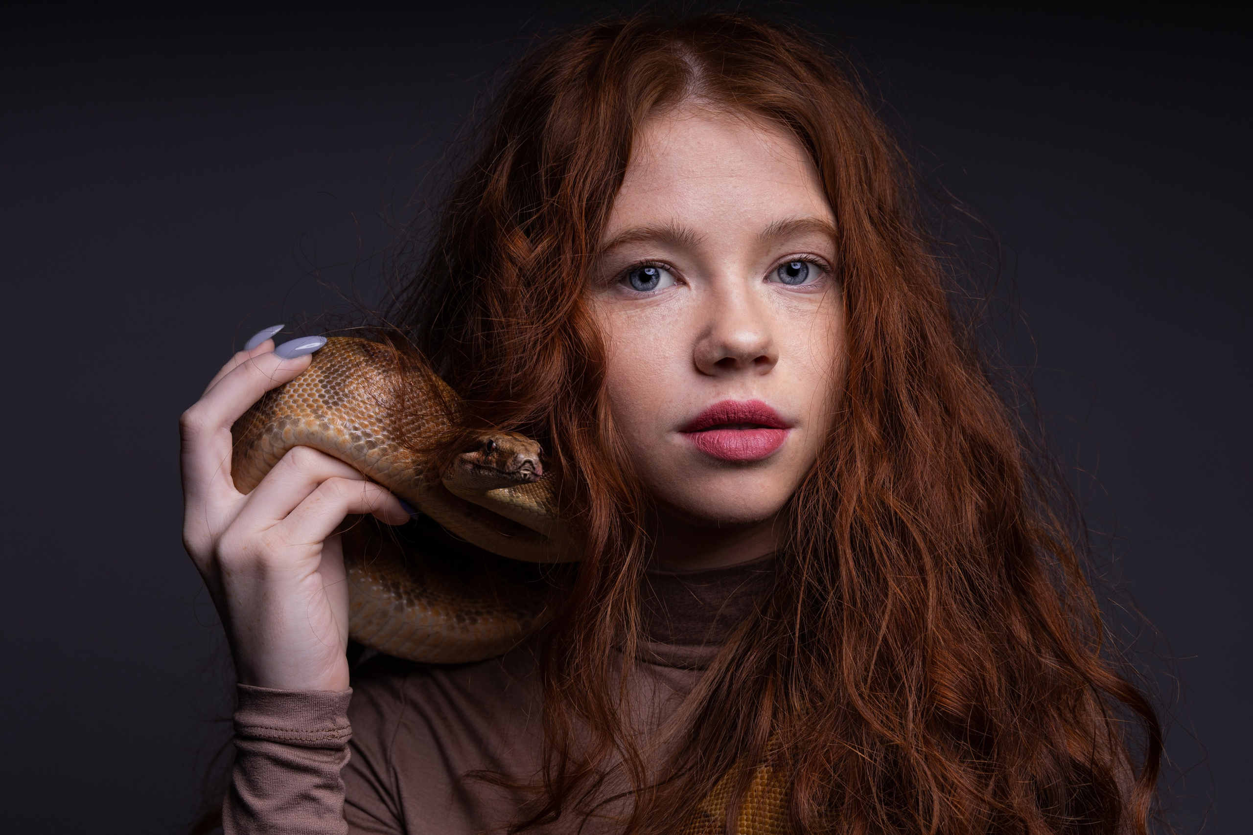 Портретная фотостудия ЛукБук. Фото на документы в Зеленограде. Фото на паспорт. Деловой портрет. Семейный портрет. Фото на документы в Зеленограде. Фото на паспорт. Портретная фотостудия ЛукБук. Деловой портрет. Семейный портрет. Предметная фотосъемка