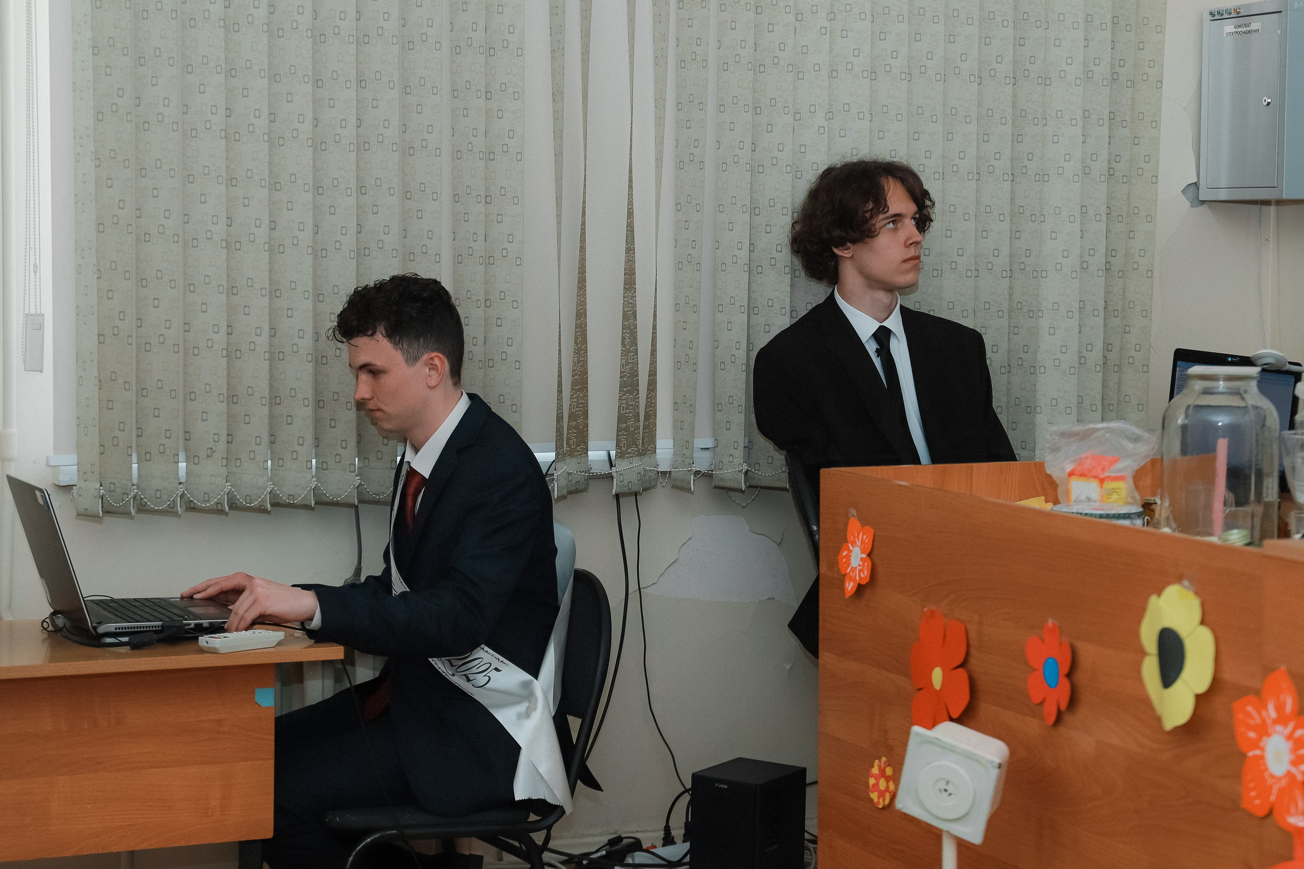 Последний звонок шк № 49. Фотограф Юлия Мальцева